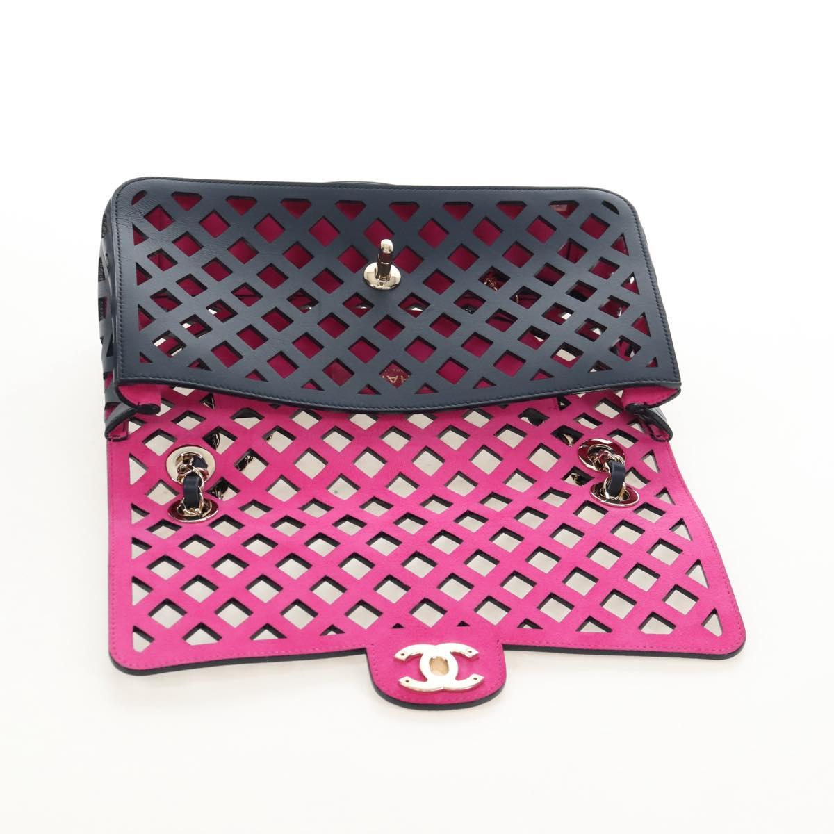 CHANEL Chain Matelasse25 Shoulder Bag Leather Navy Gold CC Auth 210170SM