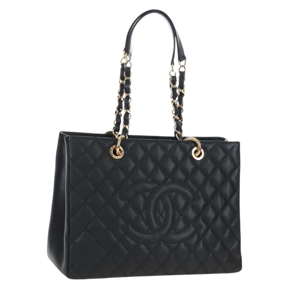 CHANEL GST Chain Shoulder Tote Bag Caviar Skin Black Gold CC Auth 210174SAM