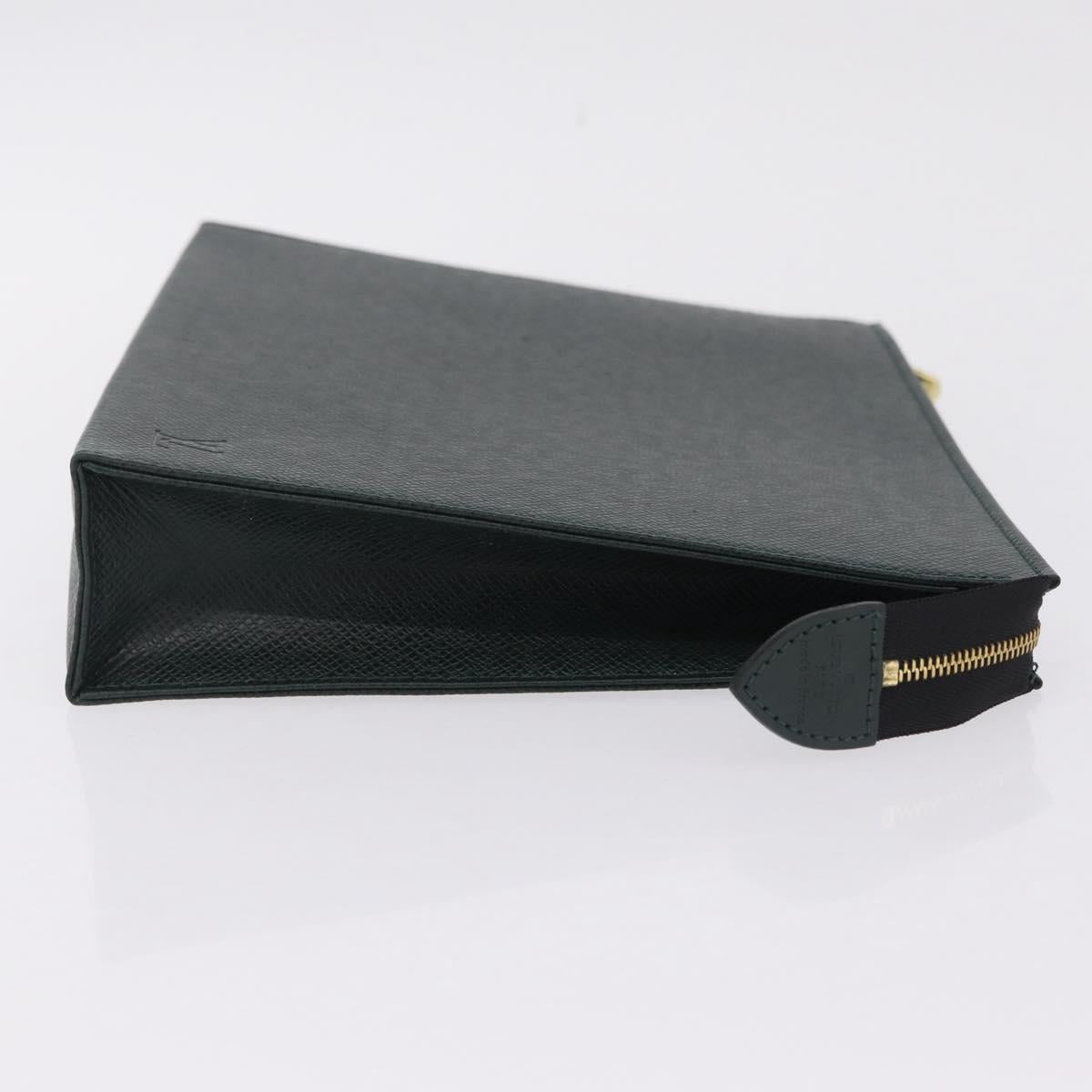 LOUIS VUITTON Taiga Poche Toilette 26 Pouch Epicea LV Auth 210309