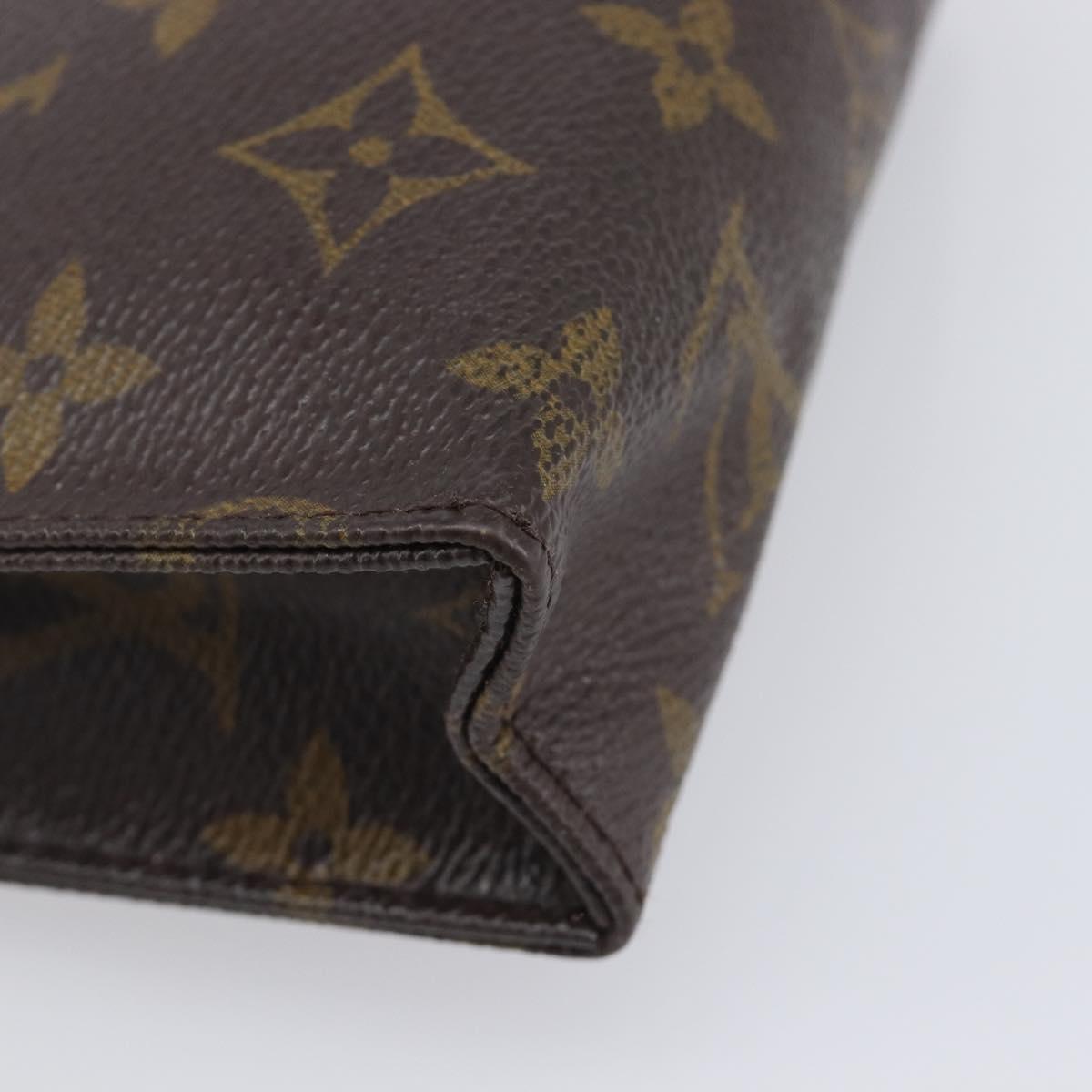 LOUIS VUITTON Monogram Poche Toilette 15 Pouch M47546 LV Auth 210331