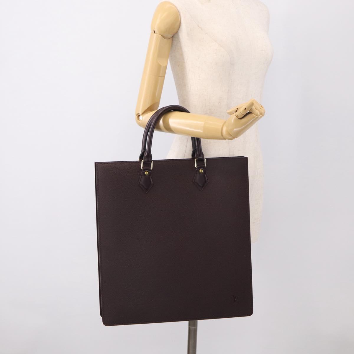 LOUIS VUITTON Taiga Sac Plat Hand Bag Acajou LV Auth 210365A
