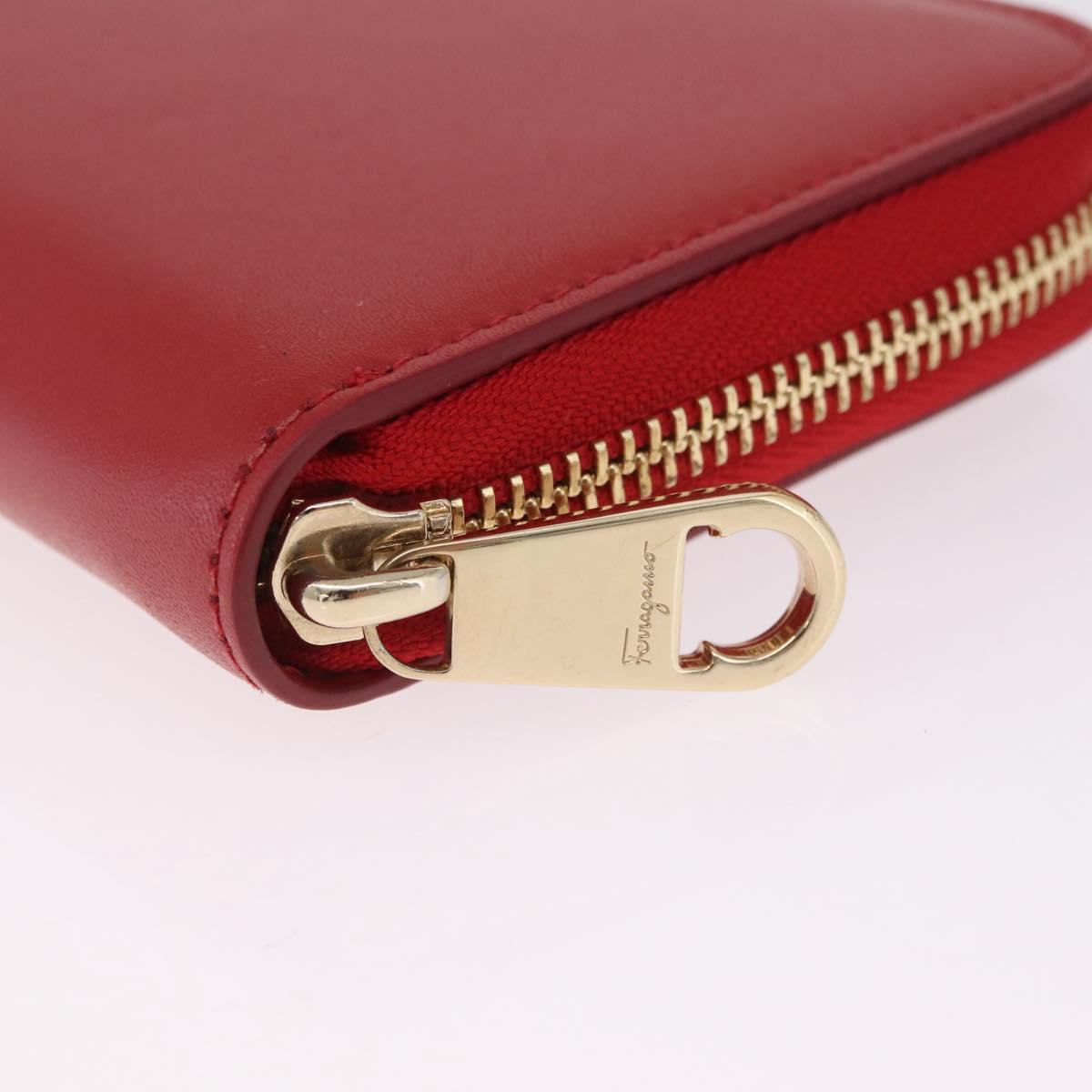 Salvatore Ferragamo Wallet Leather Red Gold Auth 210451M