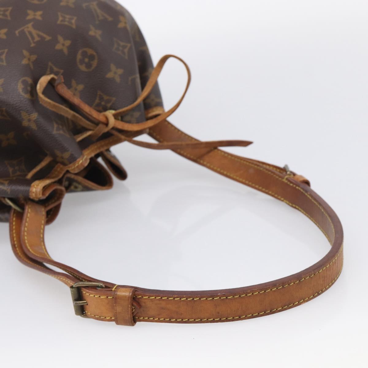 LOUIS VUITTON Monogram Petit Noe Shoulder Bag M42226 LV Auth 210747