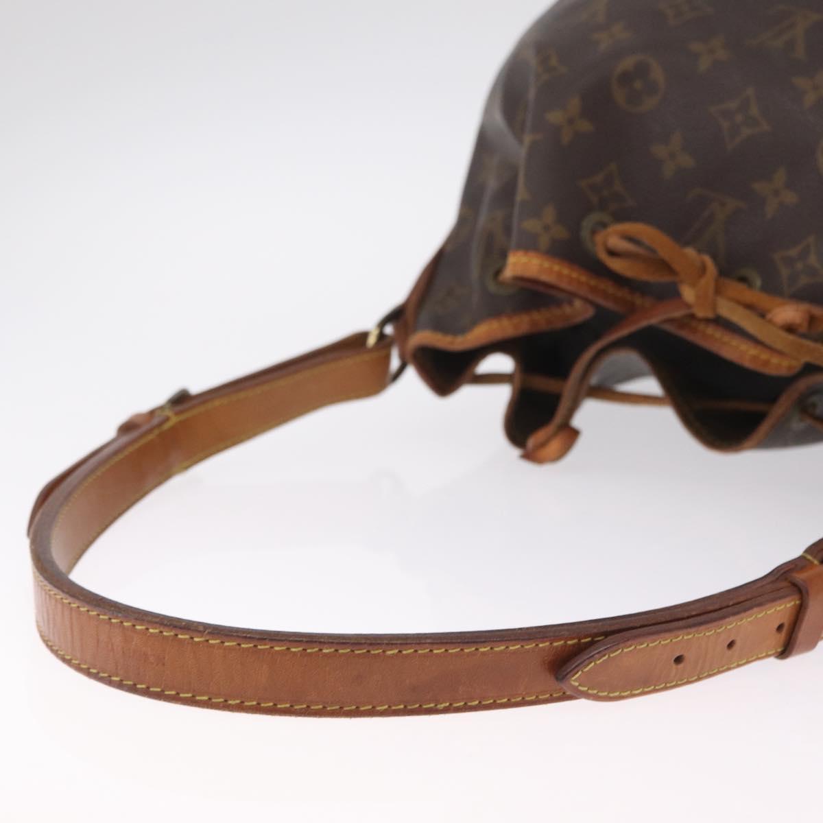 LOUIS VUITTON Monogram Petit Noe Shoulder Bag M42226 LV Auth 210754