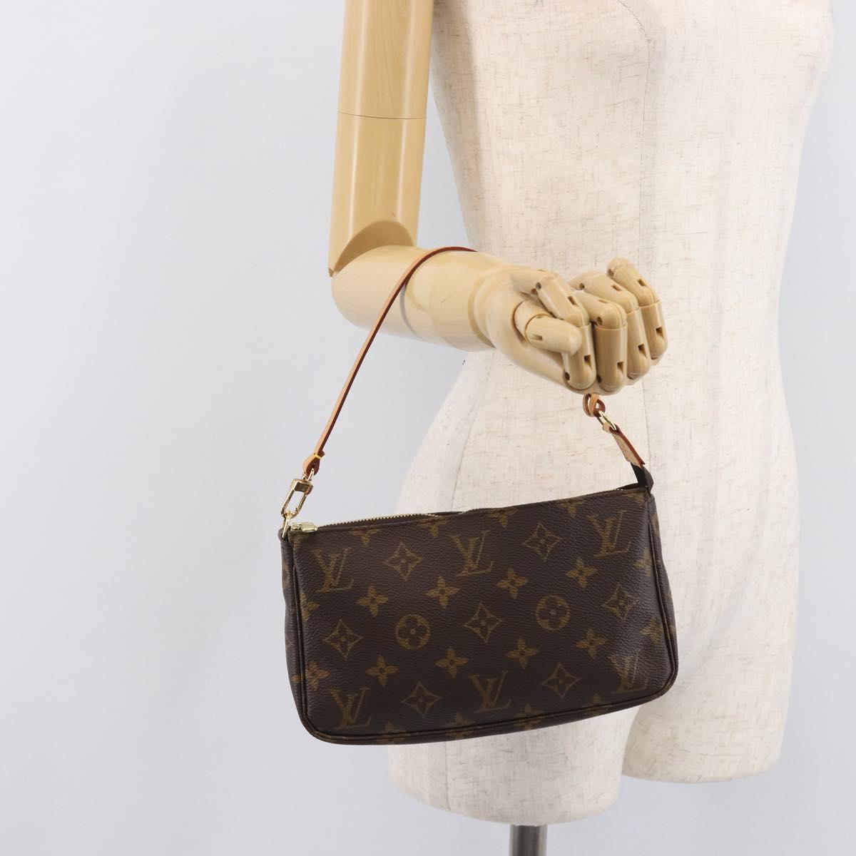 LOUIS VUITTON Monogram Pochette Accessoires Pouch M51980 LV Auth 210918SAM