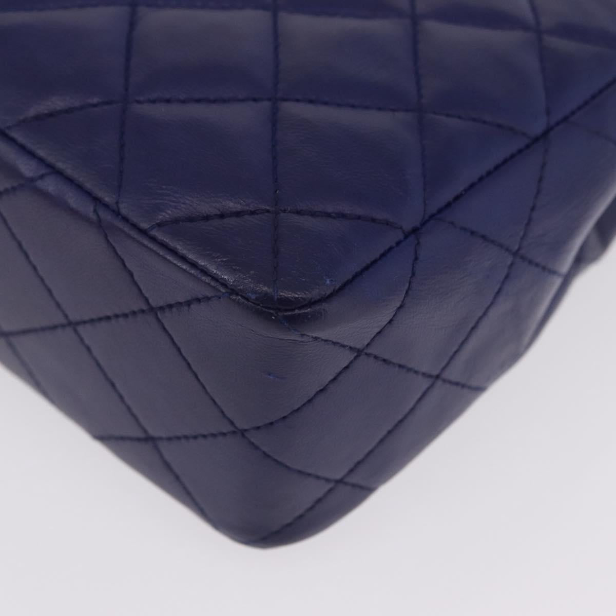CHANEL Matelasse Chain Shoulder Bag Lamb Skin Navy Gold Tone CC Auth 211015A