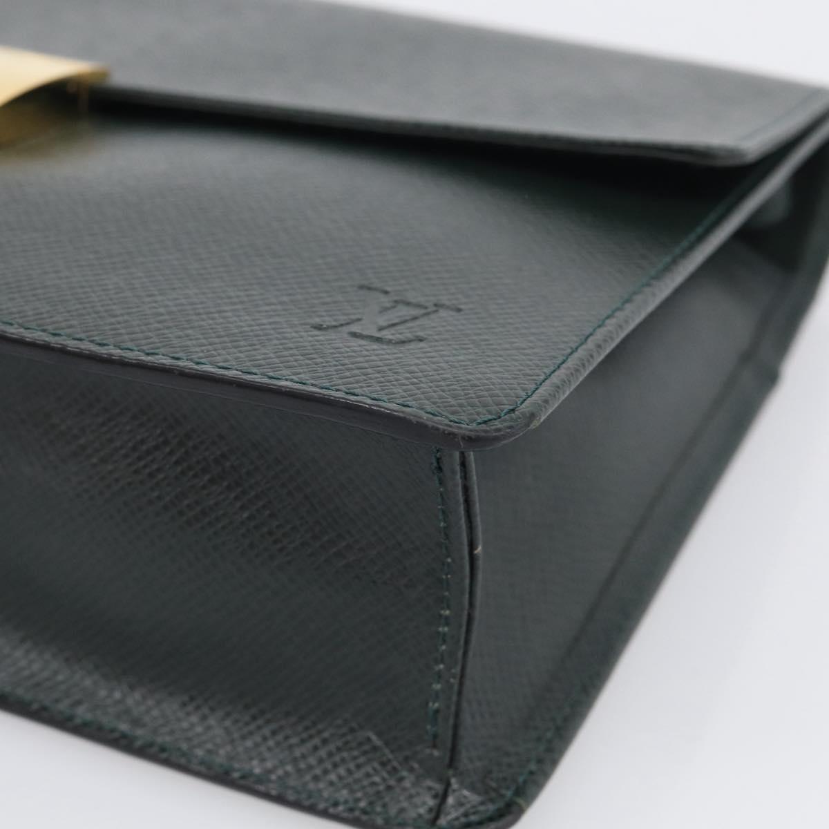 LOUIS VUITTON Taiga Selenga Clutch Bag Epicea M30784 LV Auth 211018A
