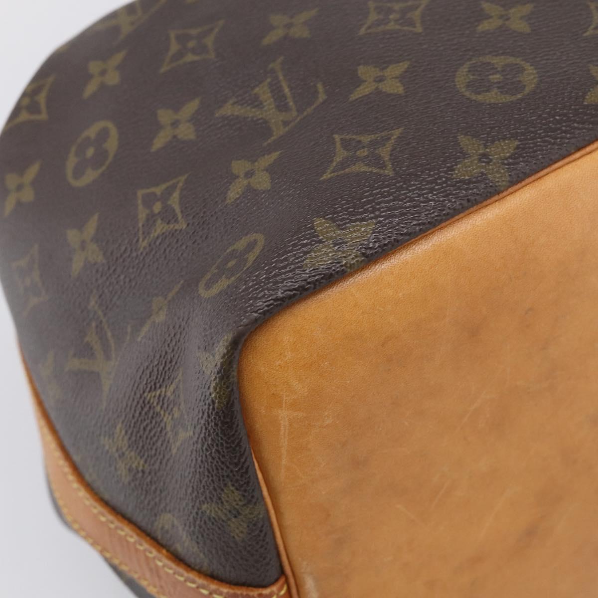 LOUIS VUITTON Monogram Petit Noe Shoulder Bag M42226 LV Auth 211272