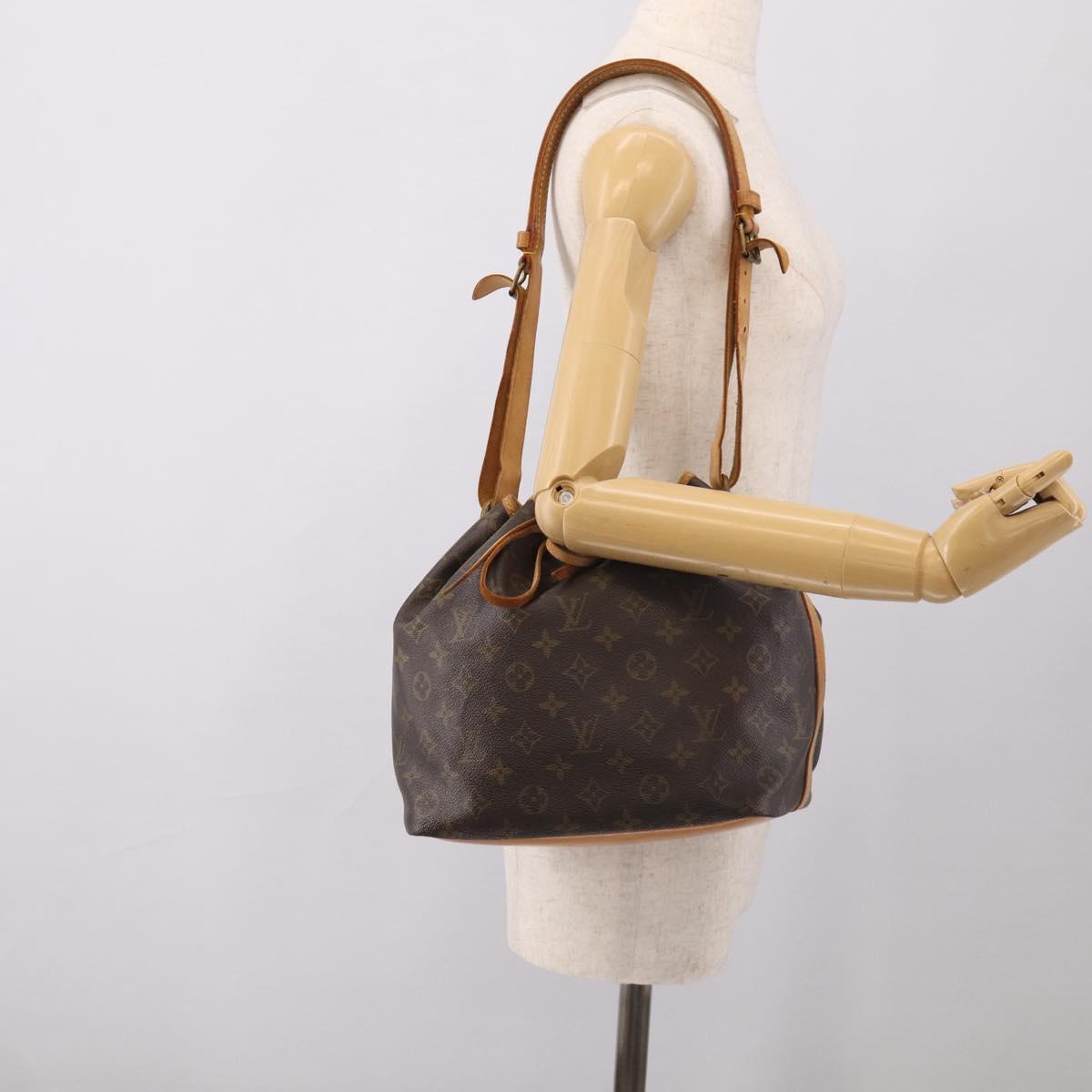 LOUIS VUITTON Monogram Petit Noe Shoulder Bag M42226 LV Auth 211272