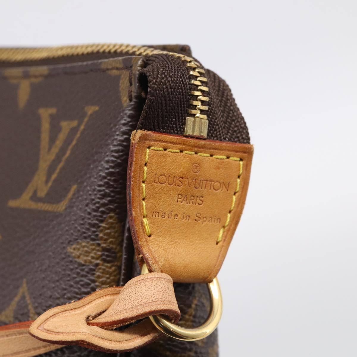 LOUIS VUITTON Monogram Pochette Accessoires Pouch M51980 LV Auth 211273V