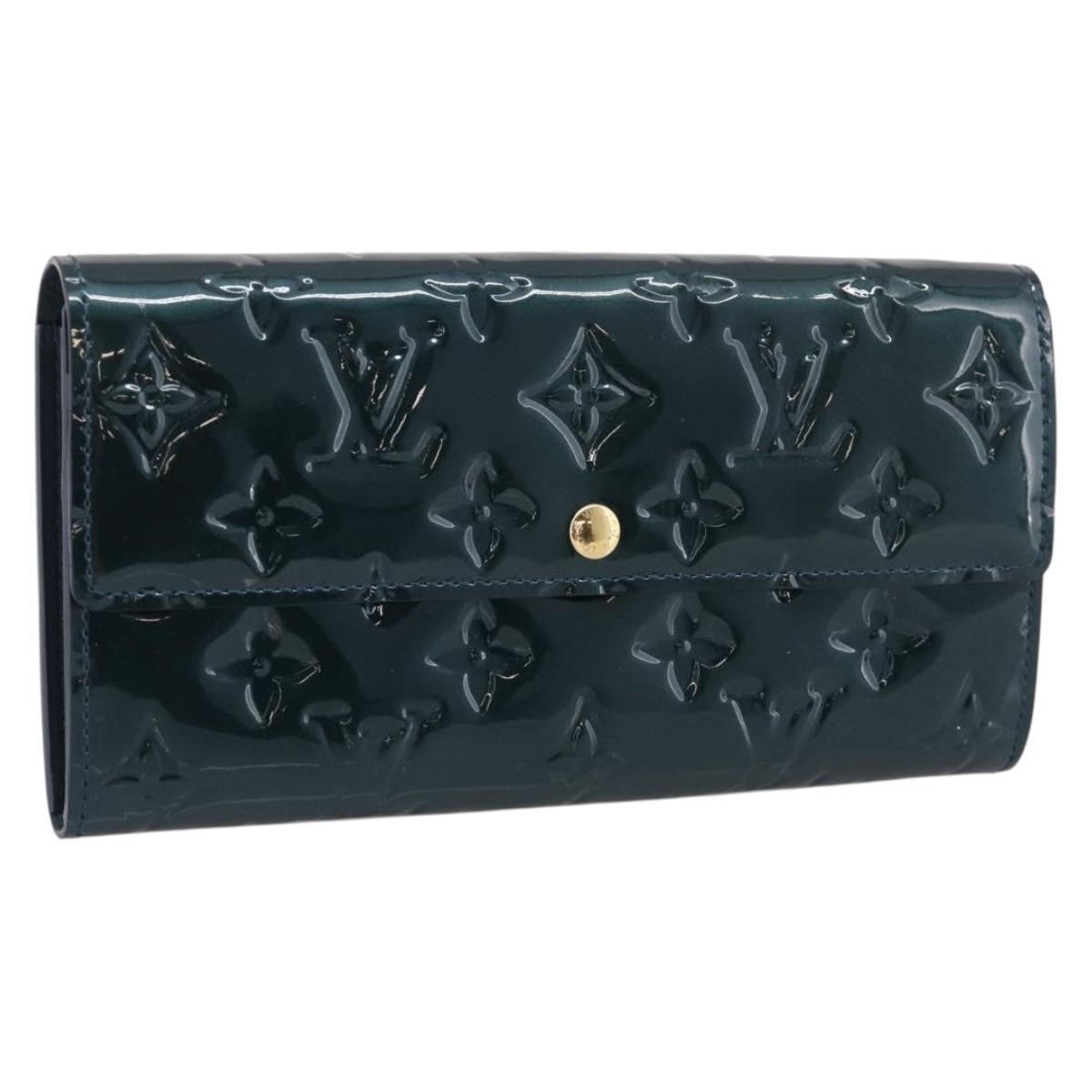 LOUIS VUITTON Vernis Portefeiulle Sarah Wallet Bluenuit M93667 LV Auth 211280A