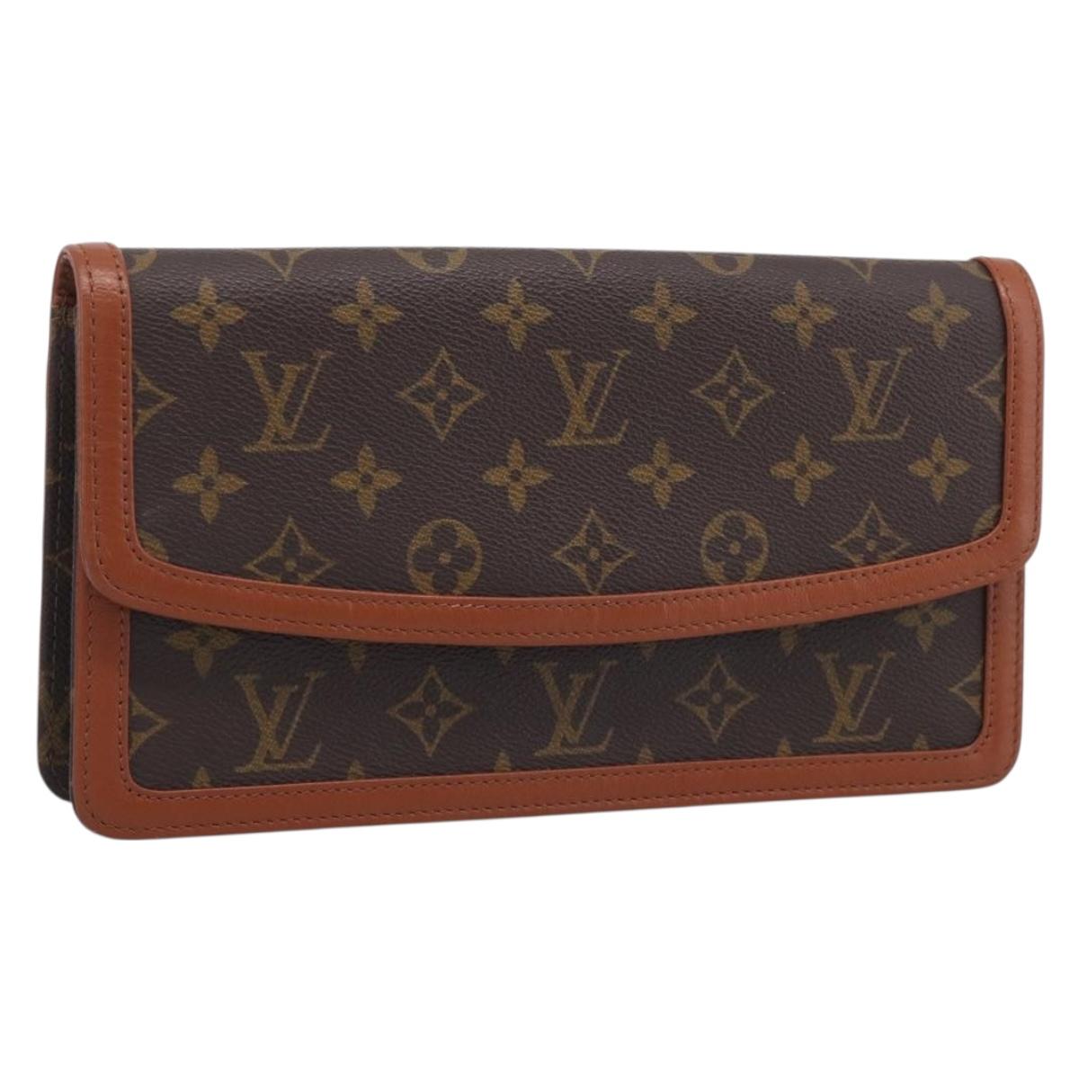 LOUIS VUITTON Monogram Pochette Dam PM Clutch Bag M51812 LV Auth 211286A