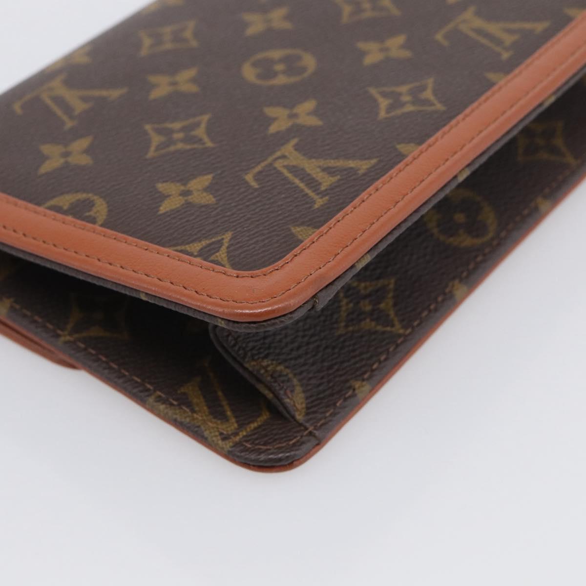 LOUIS VUITTON Monogram Pochette Dam PM Clutch Bag M51812 LV Auth 211286A