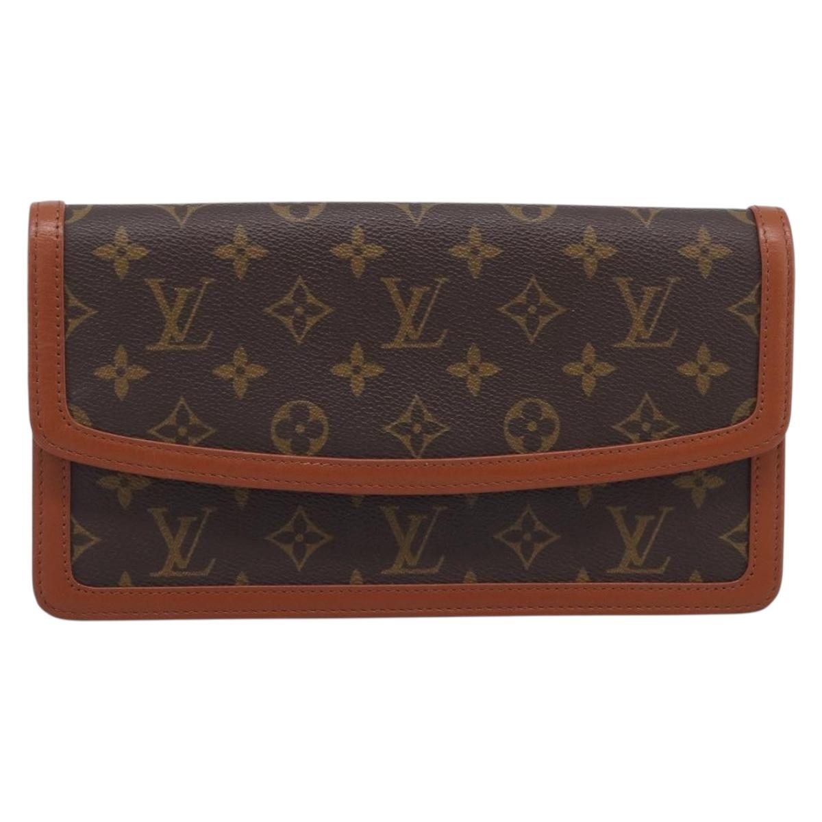LOUIS VUITTON Monogram Pochette Dam PM Clutch Bag M51812 LV Auth 211286A