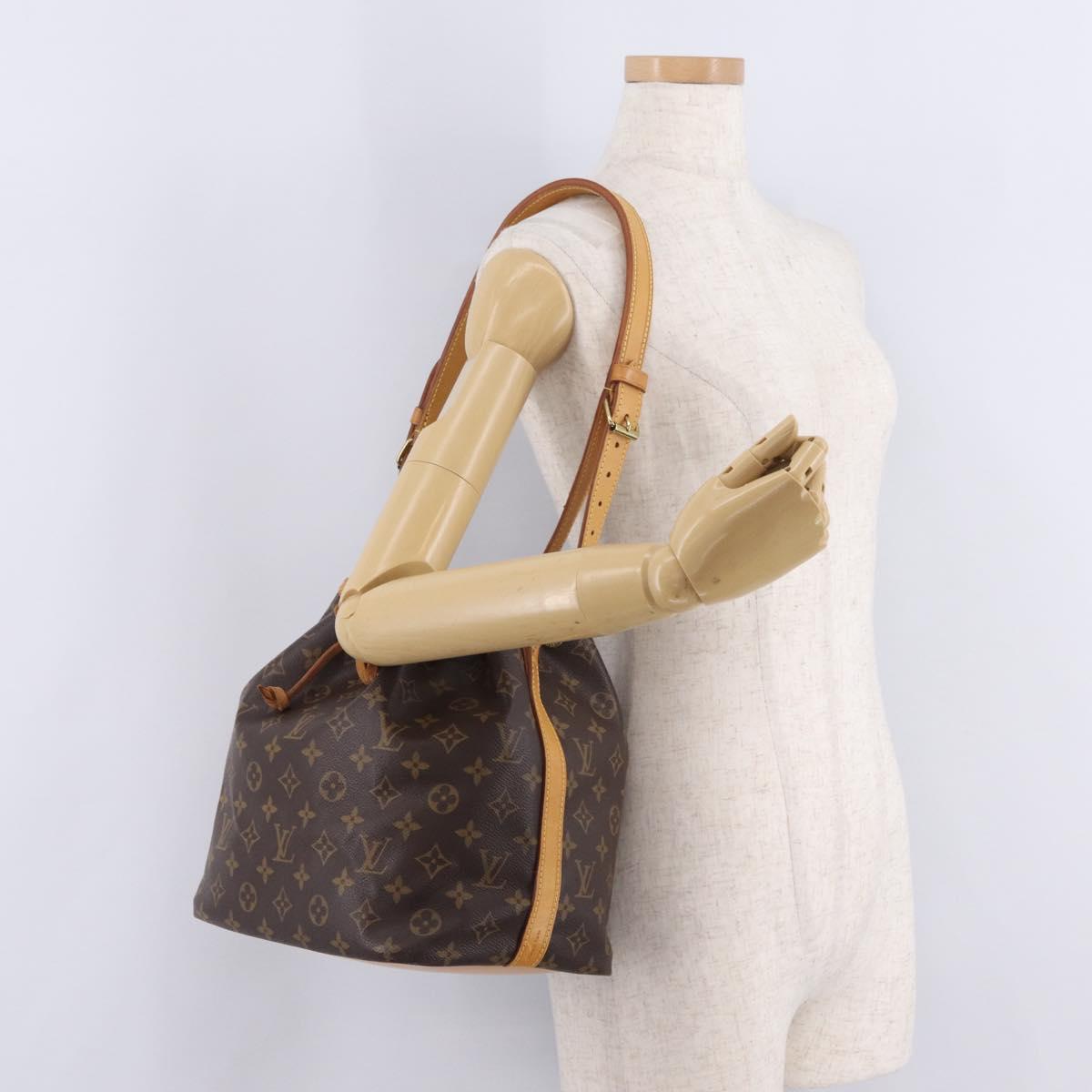 LOUIS VUITTON Monogram Petit Noe Shoulder Bag M42226 LV Auth 211308A