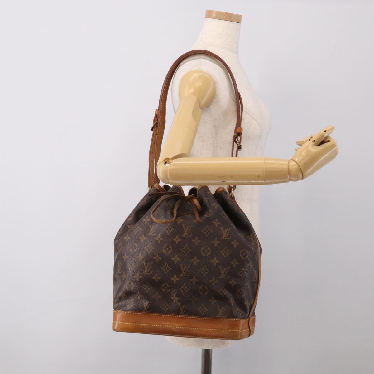 LOUIS VUITTON Monogram Noe Shoulder Bag M42224 LV Auth 211313