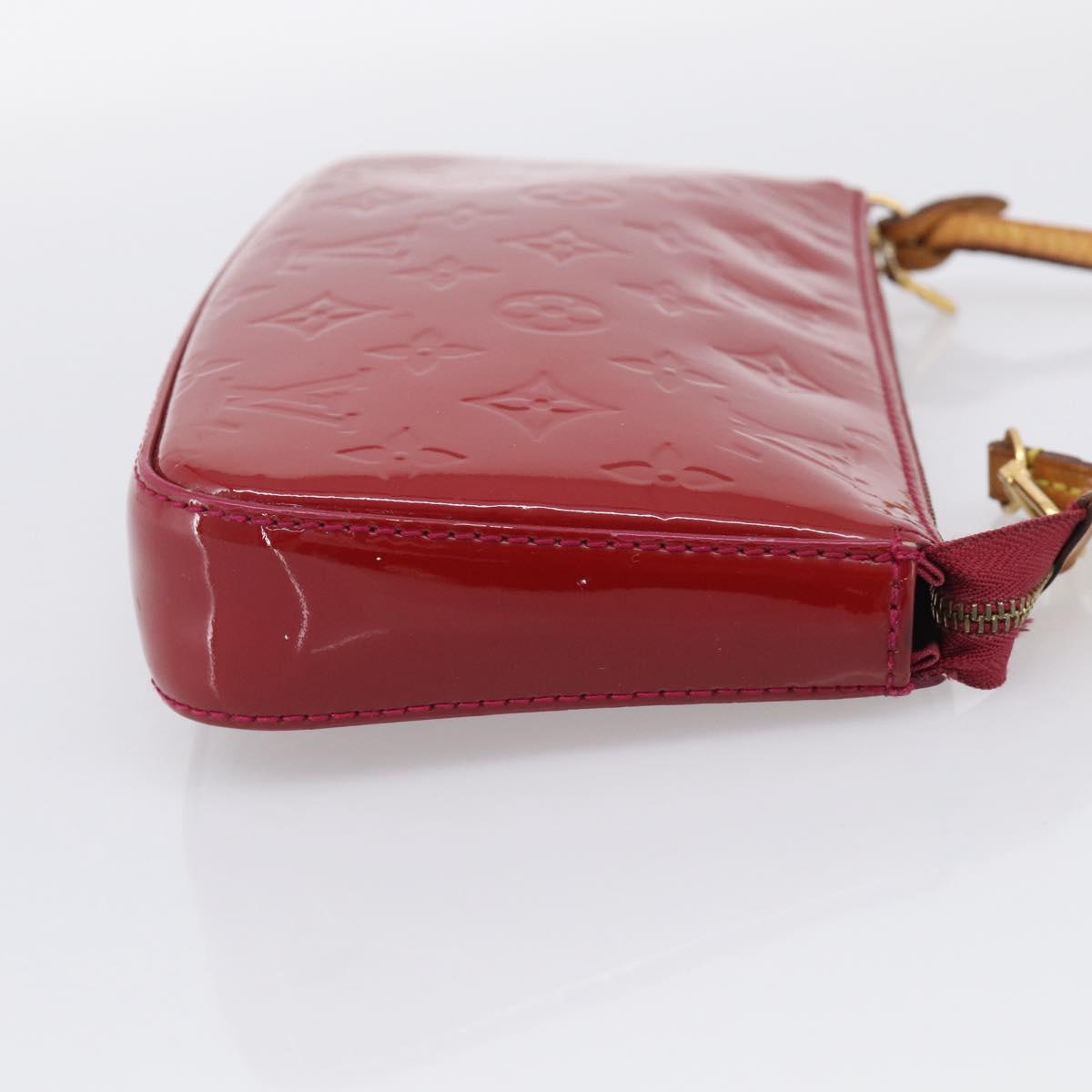 LOUIS VUITTON Vernis Pochette Accessoires Rose Andian M91574 Auth 211332