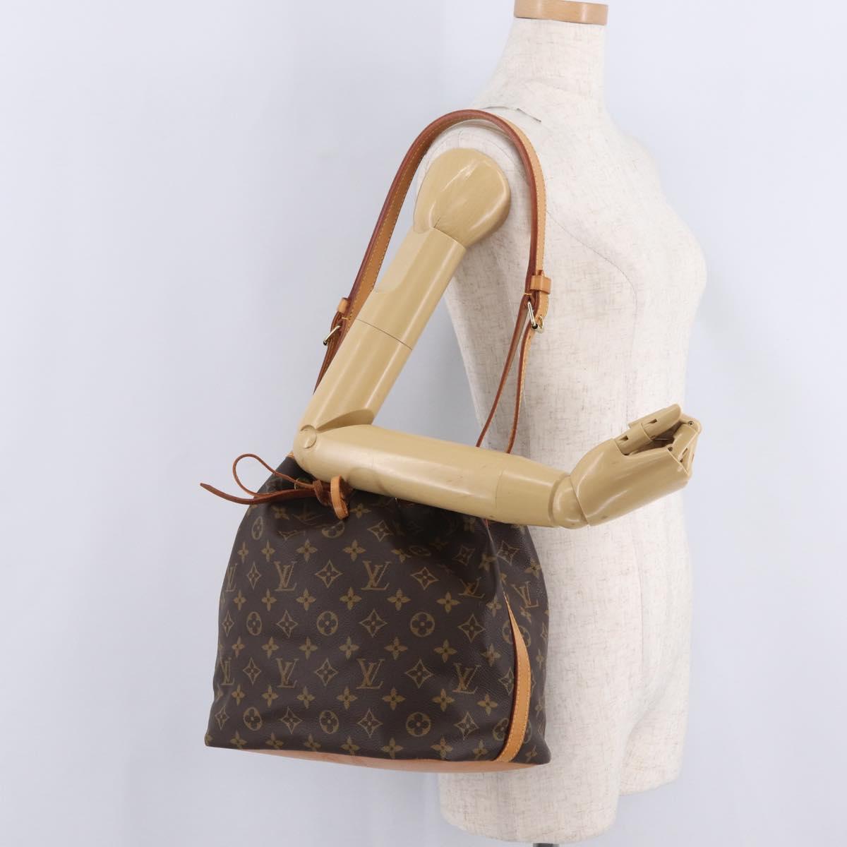 LOUIS VUITTON Monogram Petit Noe Shoulder Bag M42226 LV Auth 211490A