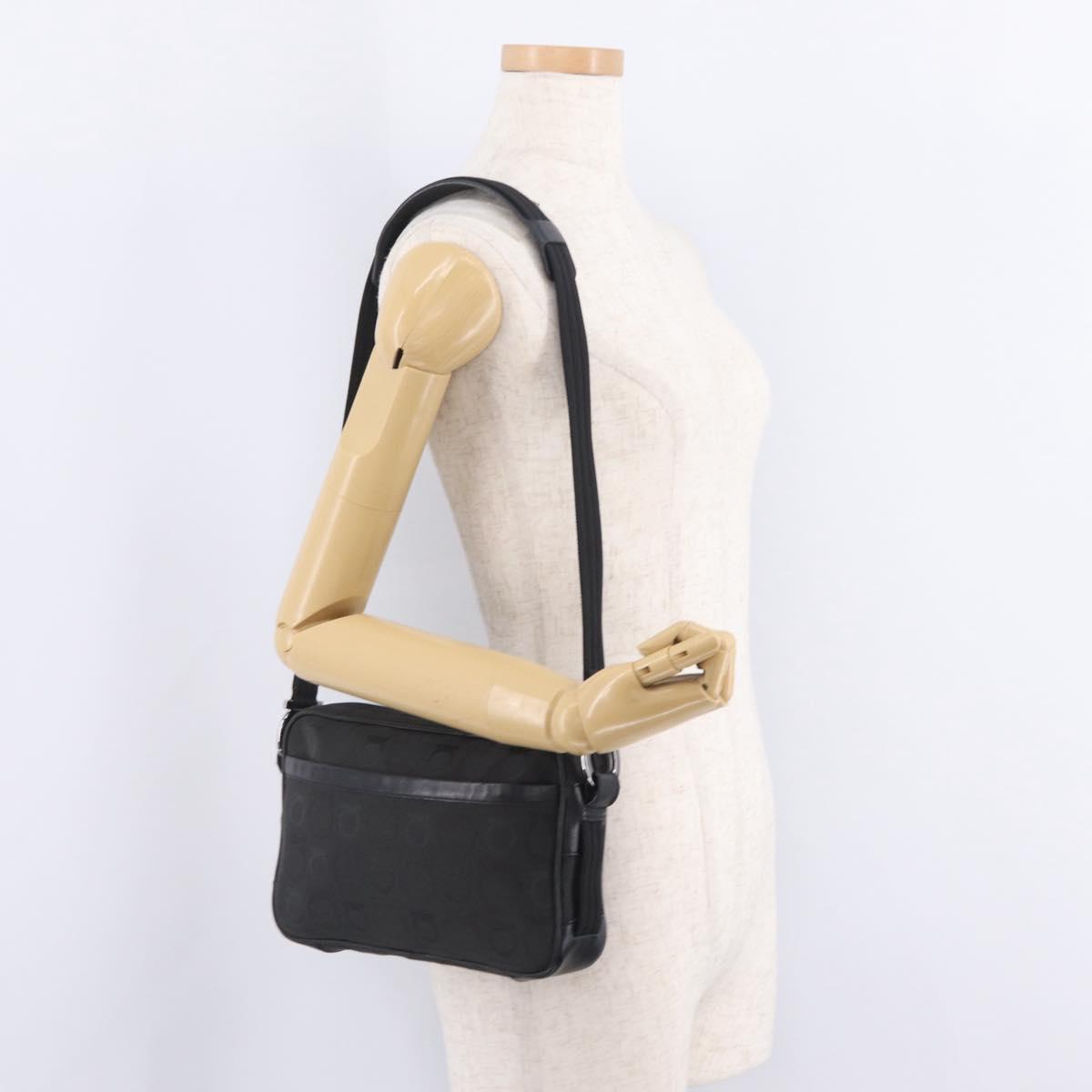 Salvatore Ferragamo Gancini Shoulder Bag Canvas Black Silver Auth 211918A