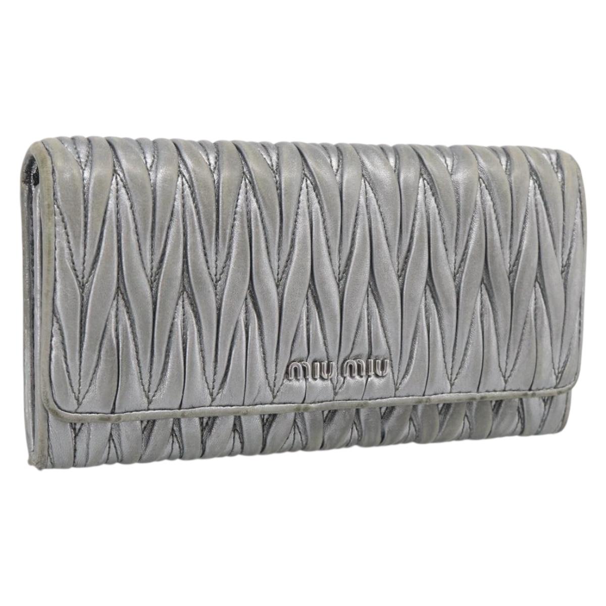 Miu Miu Matelasse Long Wallet Leather Silver Auth 212737