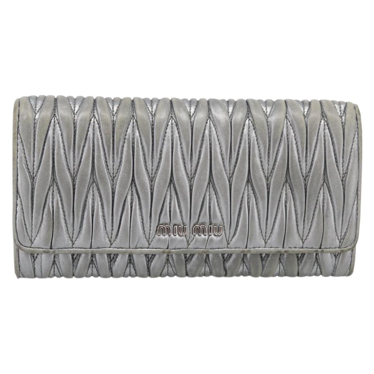 Miu Miu Matelasse Long Wallet Leather Silver Auth 212737