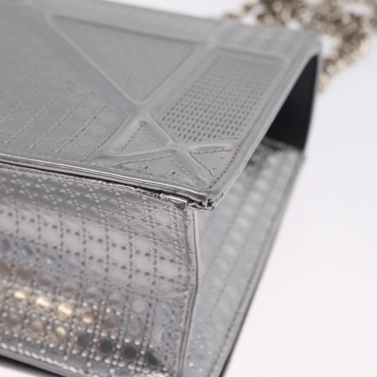 Christian Dior Diorama Chain Shoulder Bag Patent leather Silver Auth 213155V