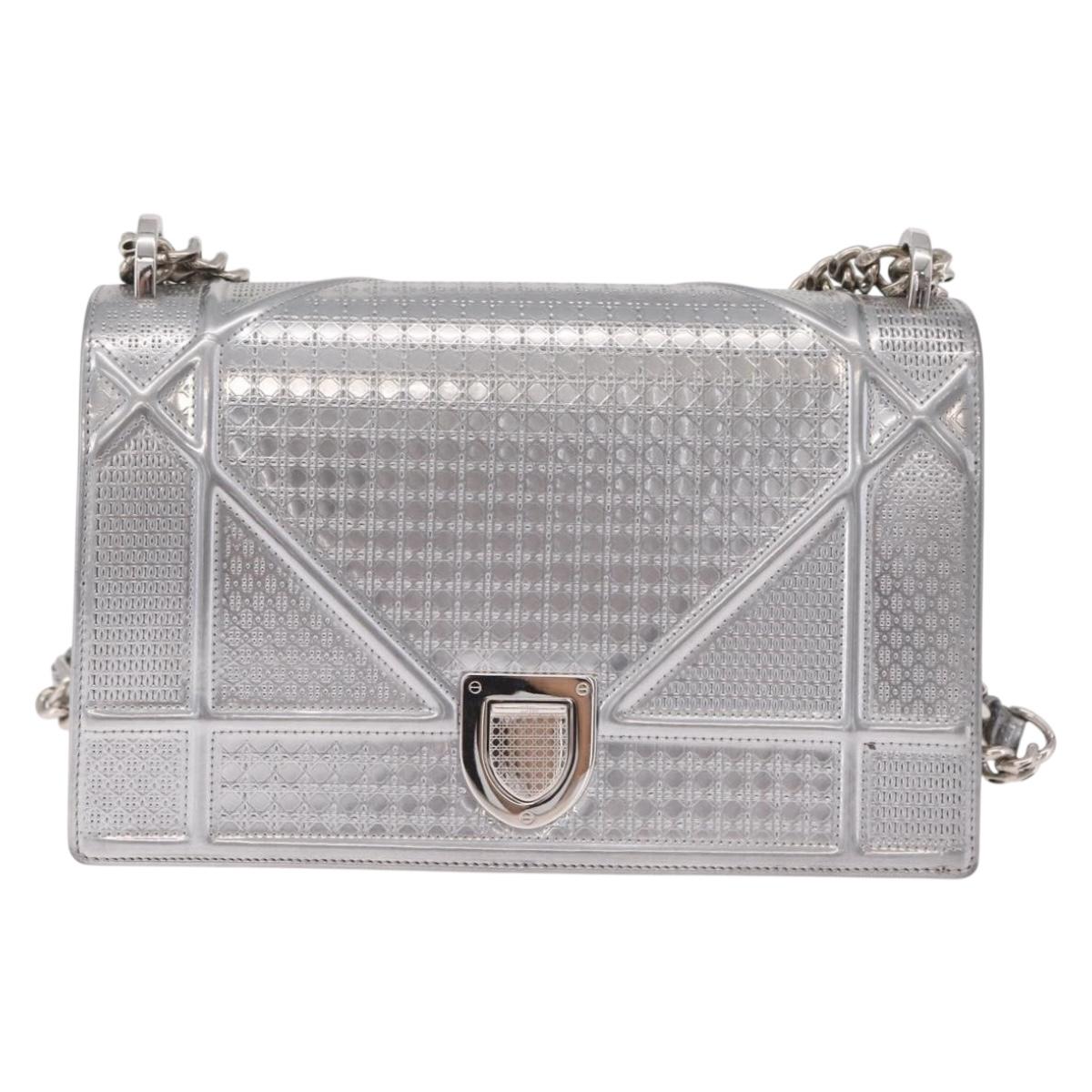 Christian Dior Diorama Chain Shoulder Bag Patent leather Silver Auth 213155V