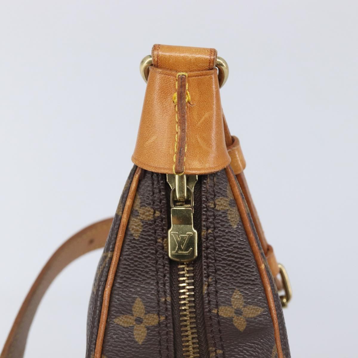 LOUIS VUITTON Monogram Boulogne 30 Shoulder Bag M51265 LV Auth 213299A