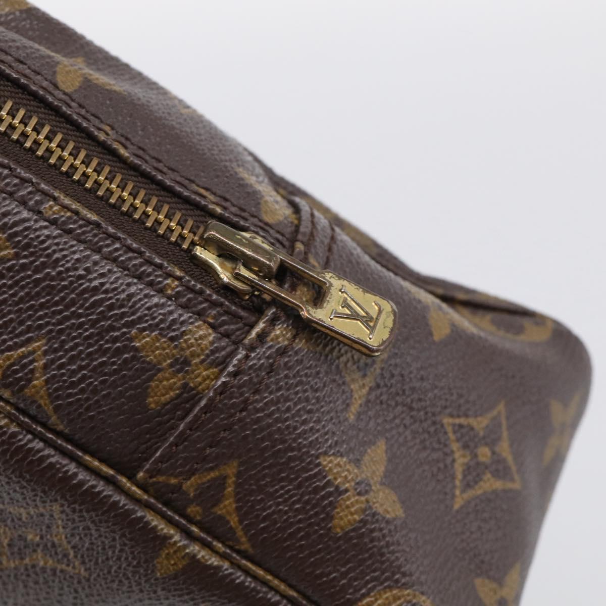 LOUIS VUITTON Monogram Trousse Toilette 28 Clutch Bag M47522 LV Auth 213393