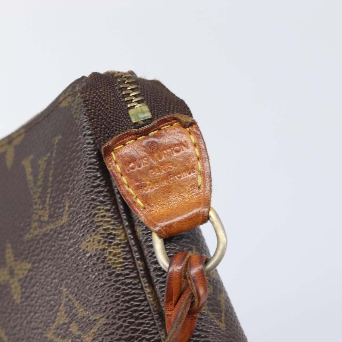 LOUIS VUITTON Monogram Pochette Accessoires Pouch M51980 LV Auth 213416
