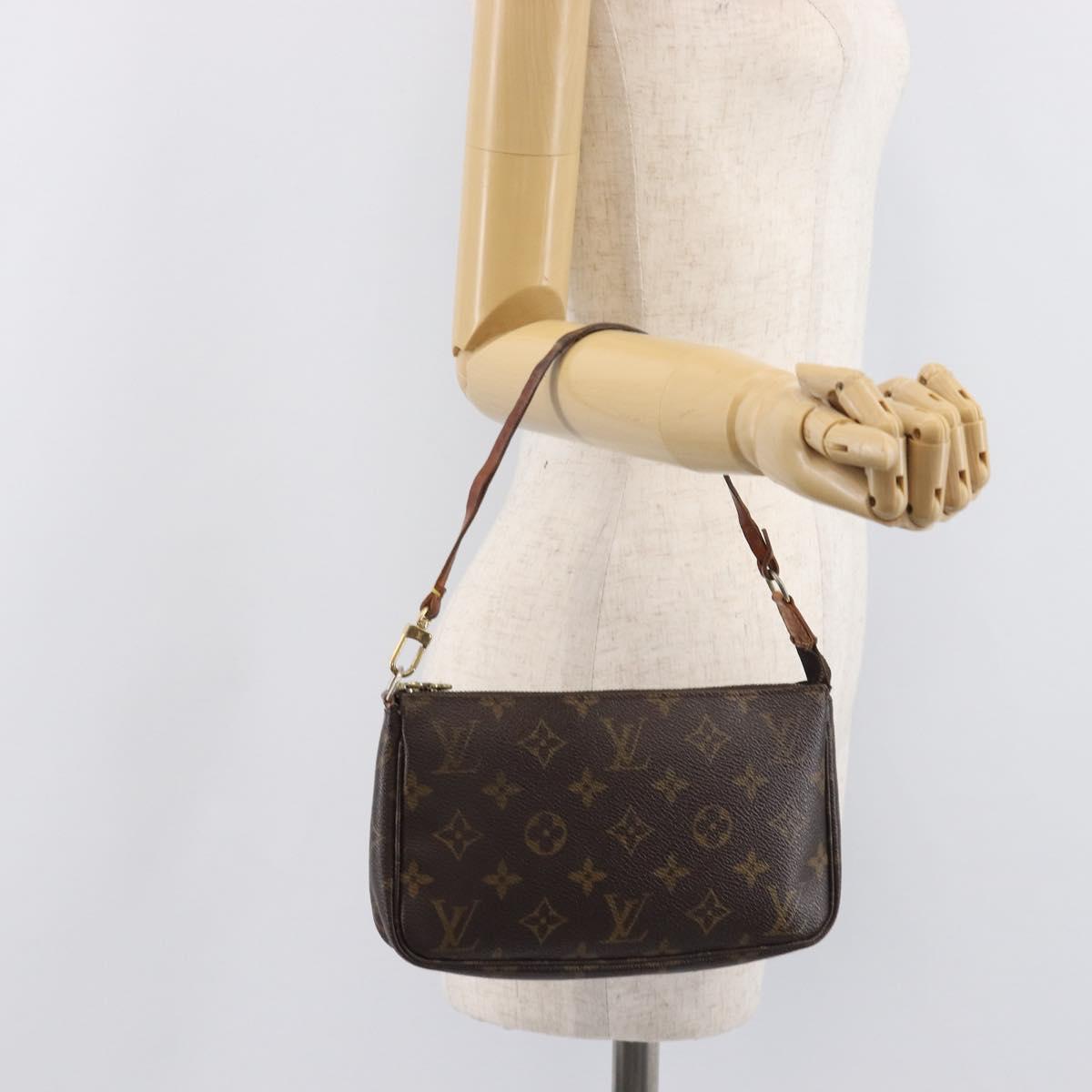 LOUIS VUITTON Monogram Pochette Accessoires Pouch M51980 LV Auth 213416