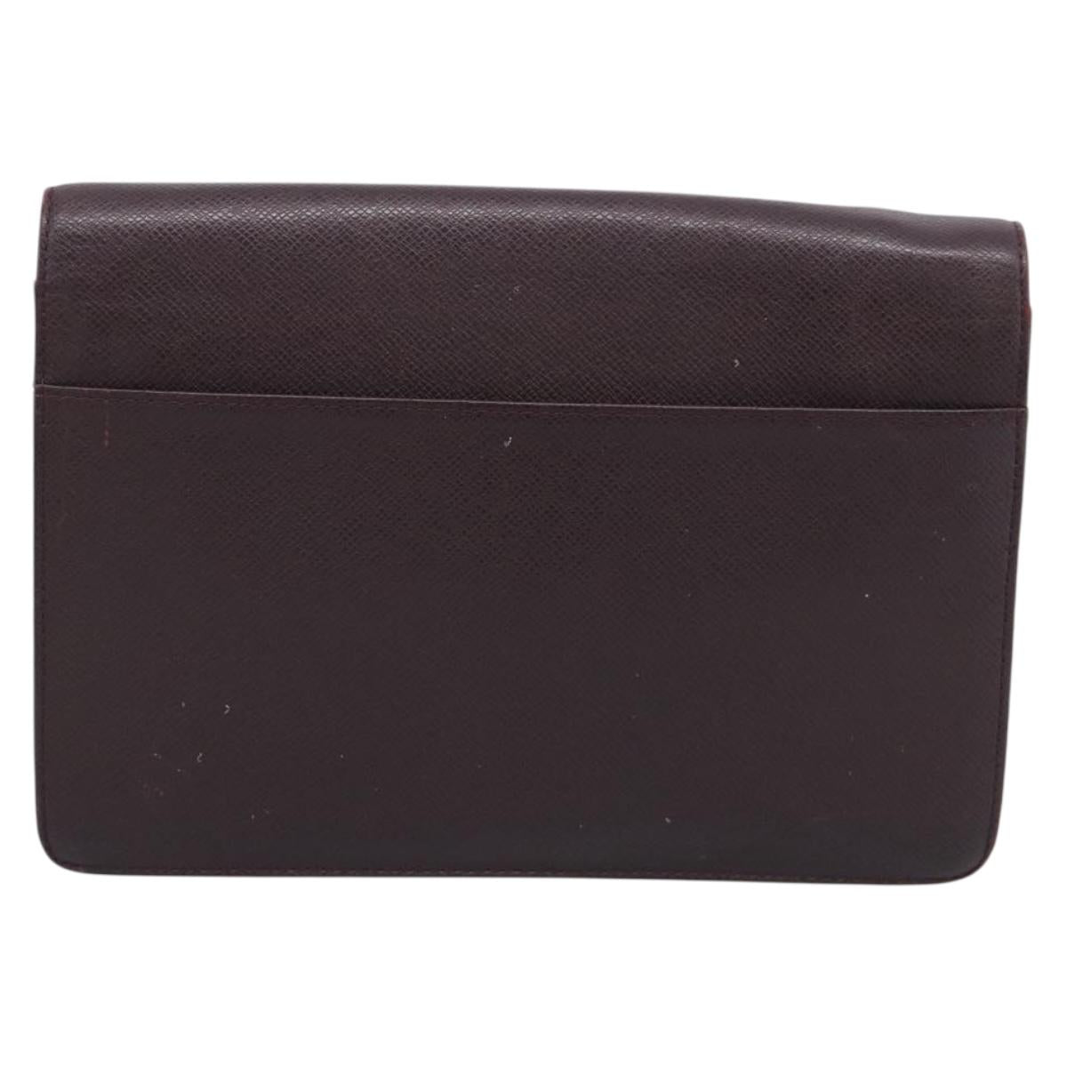 LOUIS VUITTON Taiga Leather Selenga Clutch Bag Acajou M30786 LV Auth 213434A