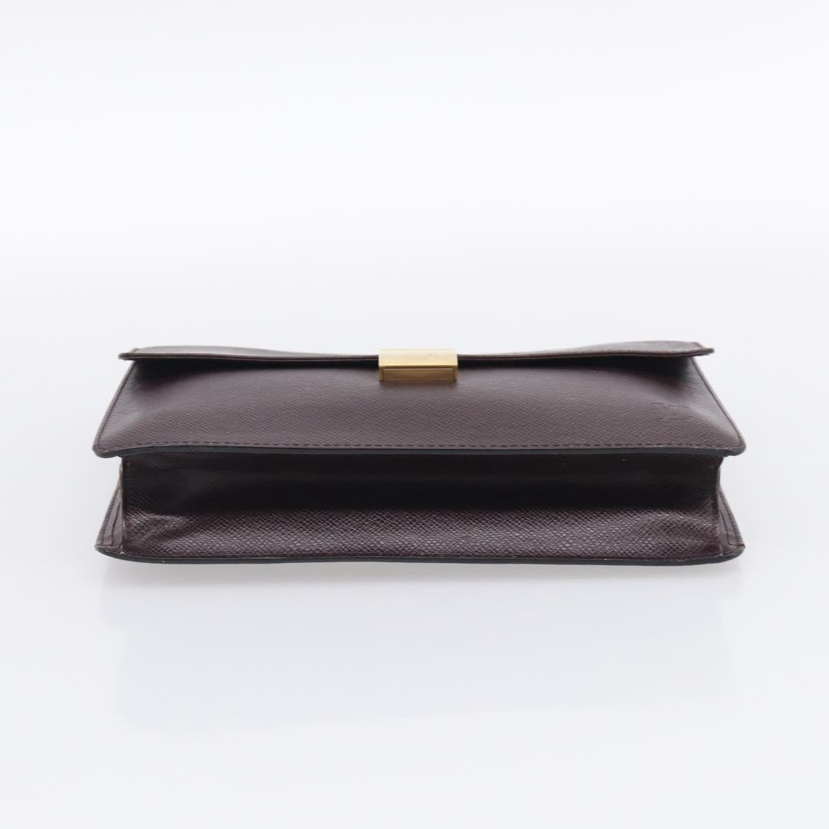 LOUIS VUITTON Taiga Leather Selenga Clutch Bag Acajou M30786 LV Auth 213434A