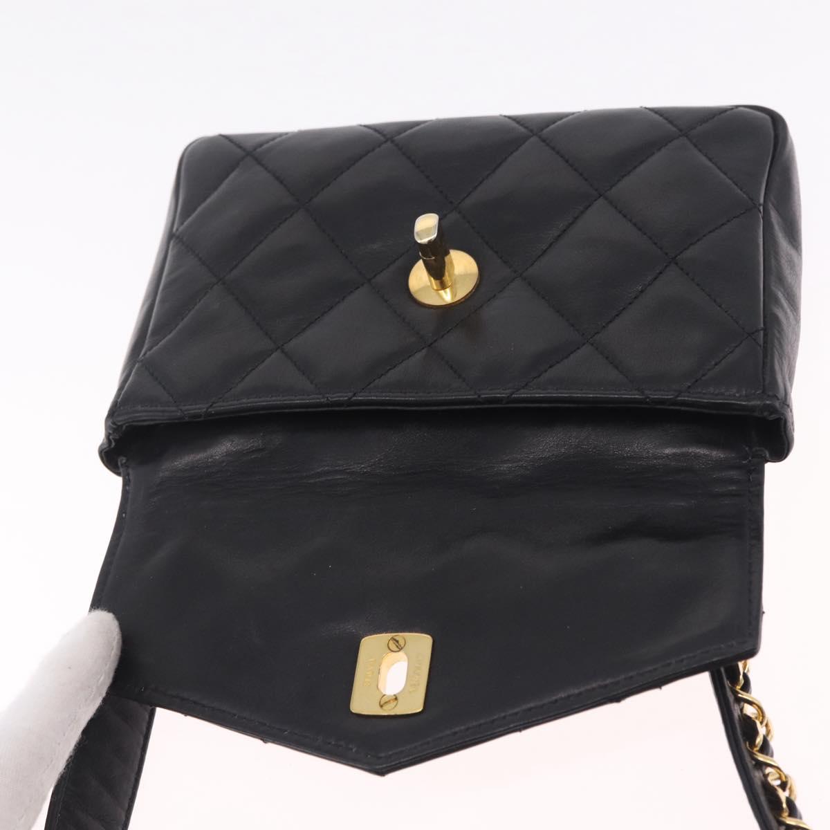 CHANEL Matelasse Waist bag Lamb Skin Black Gold CC Auth 213484