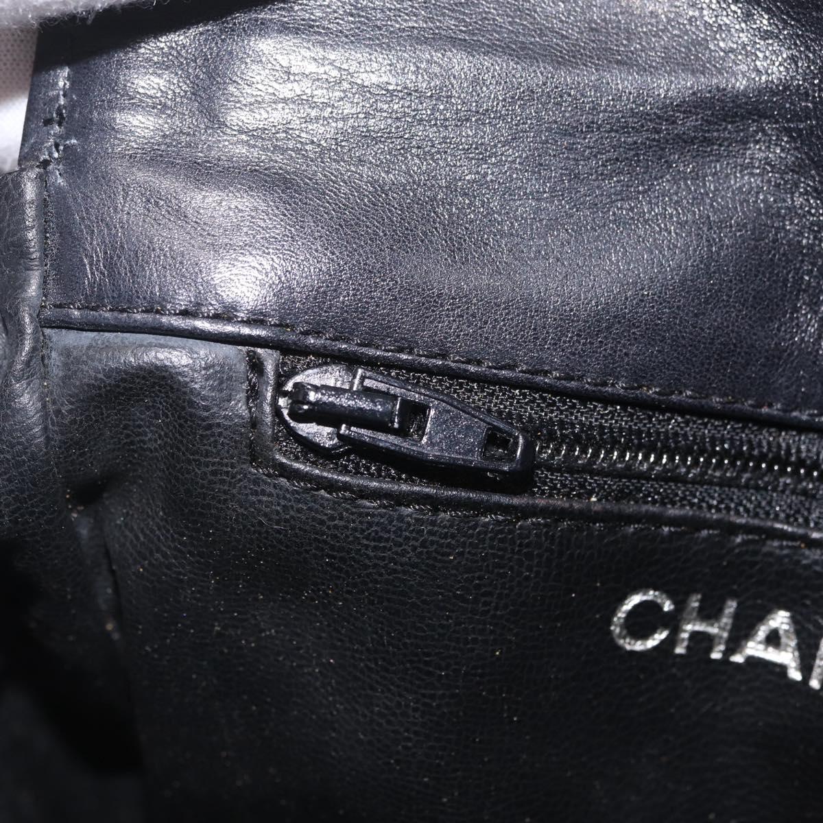 CHANEL Matelasse Waist bag Lamb Skin Black Gold CC Auth 213484