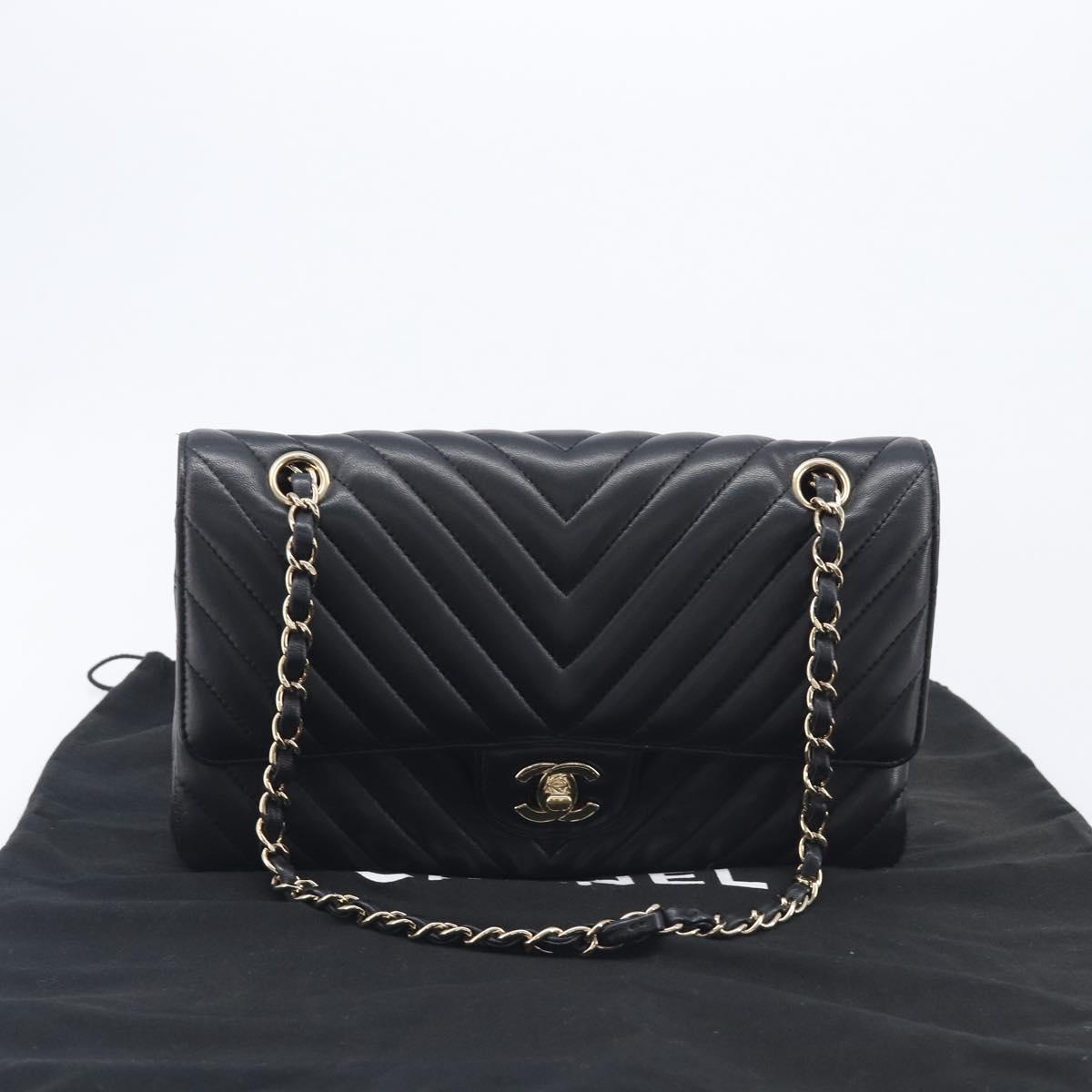 CHANEL Chevron V Stitch Chain Bag Lamb Skin Black Gold CC Auth 213946SAM