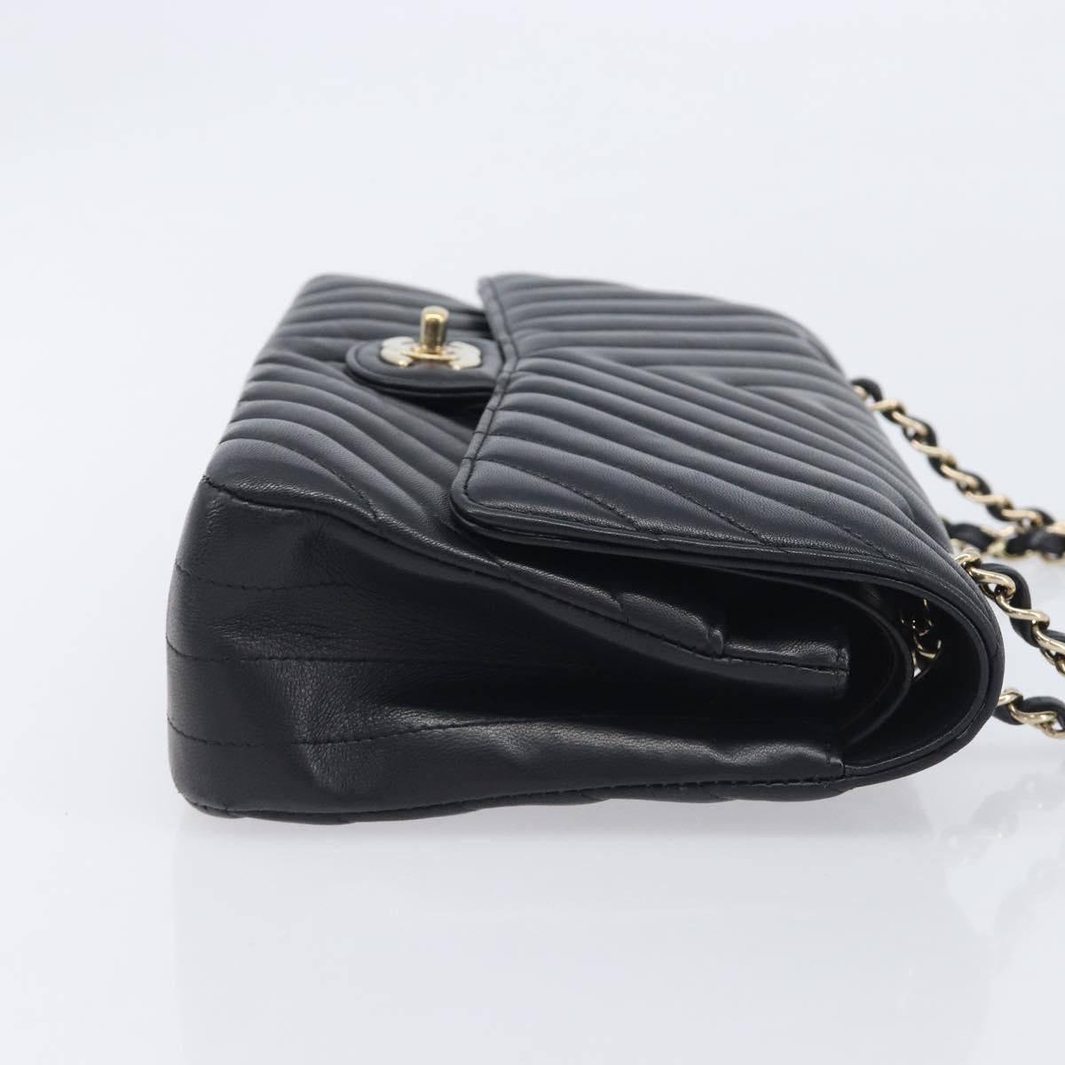 CHANEL Chevron V Stitch Chain Bag Lamb Skin Black Gold CC Auth 213946SAM