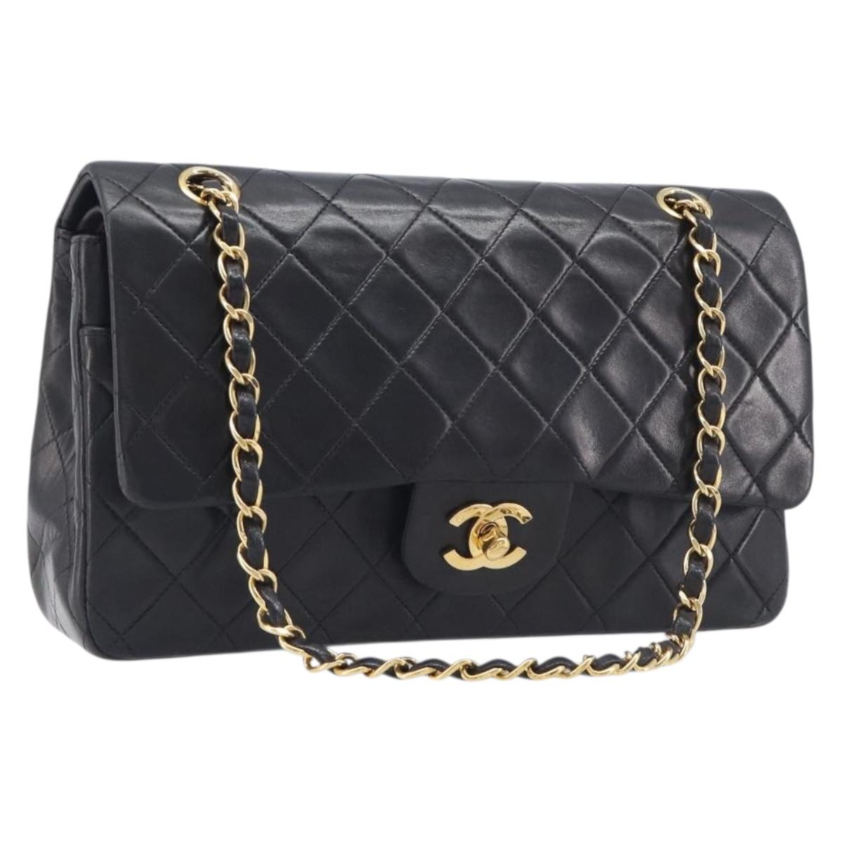 CHANEL Matelasse 25 Double Flap Chain Bag Lamb Skin Black Gold CC Auth 213992SAM