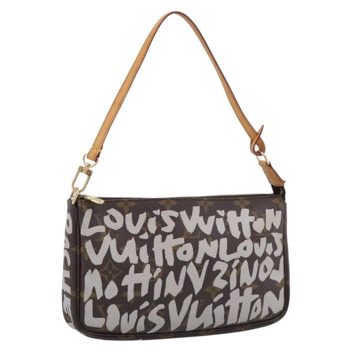 LOUIS VUITTON Monogram Graffiti Pochette Accessoires White M92192 Auth 214798SAV