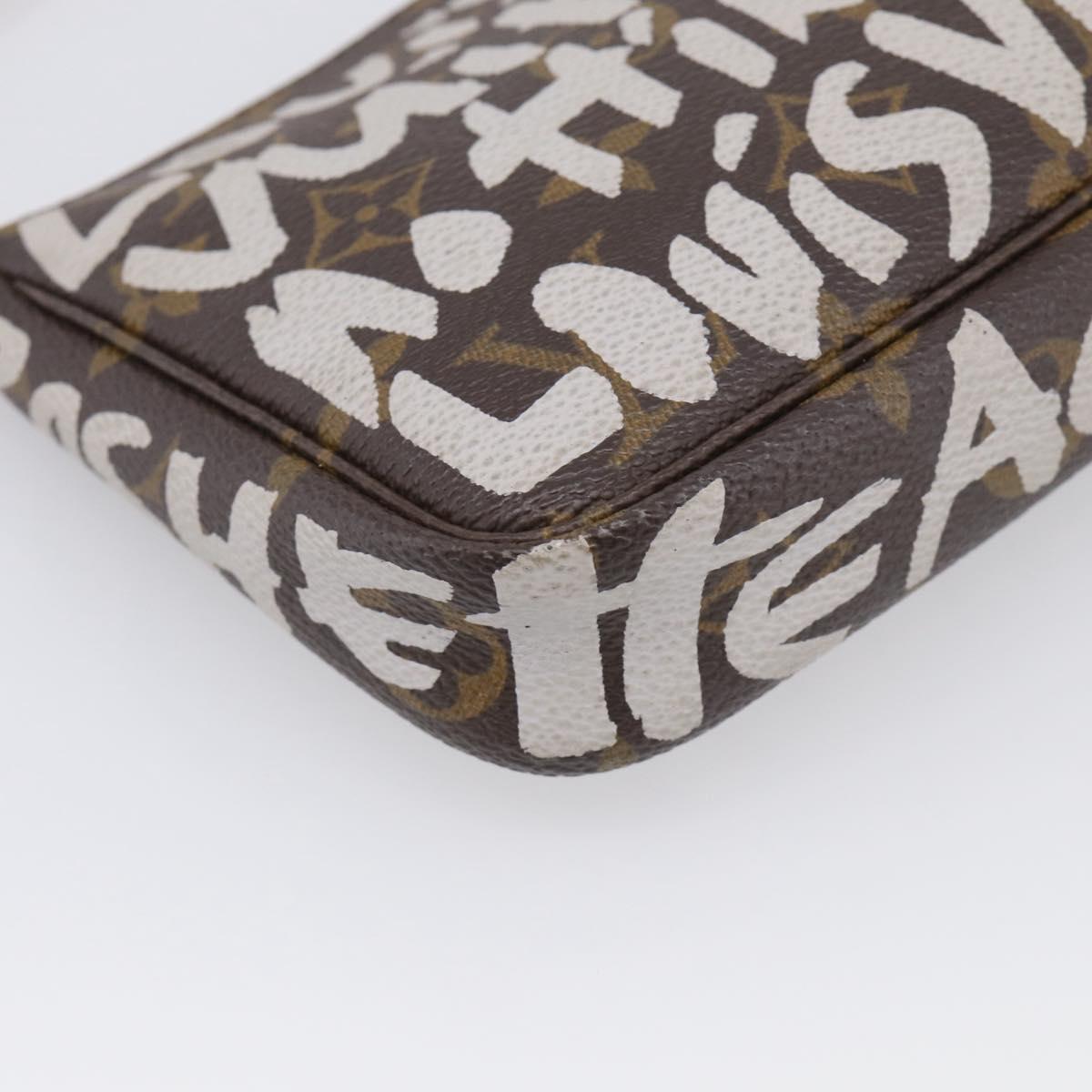 LOUIS VUITTON Monogram Graffiti Pochette Accessoires White M92192 Auth 214798SAV