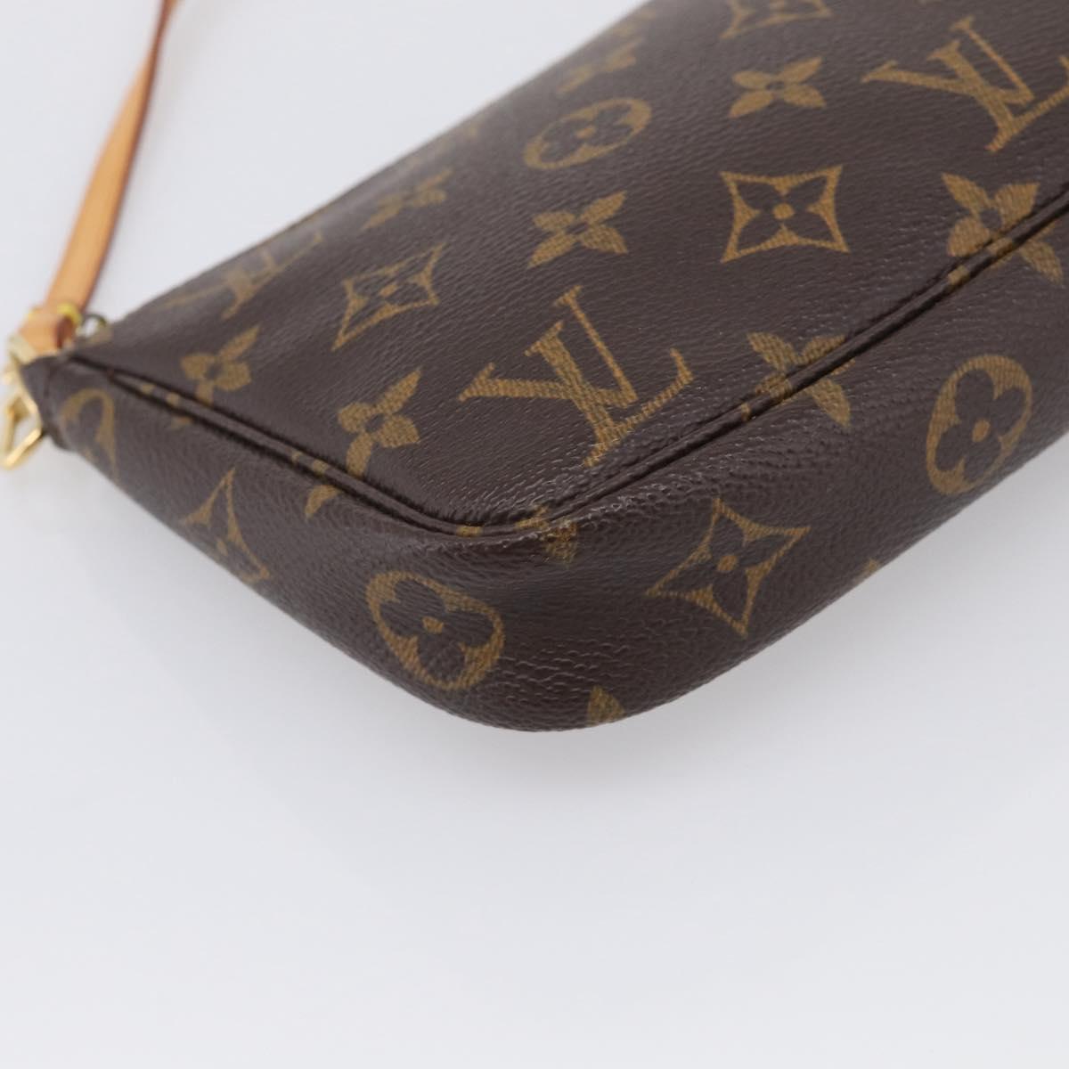 LOUIS VUITTON Monogram Pochette Accessoires Pouch M51980 LV Auth 215199V