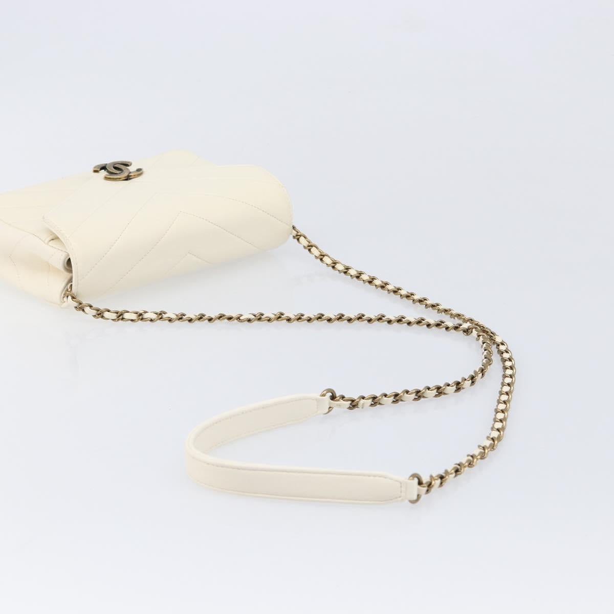 CHANEL Chain Shoulder Bag Lamb Skin Ivory CC Auth 215393V