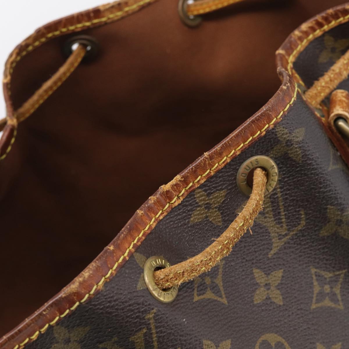 LOUIS VUITTON Monogram Petit Noe Shoulder Bag M42226 LV Auth 215411