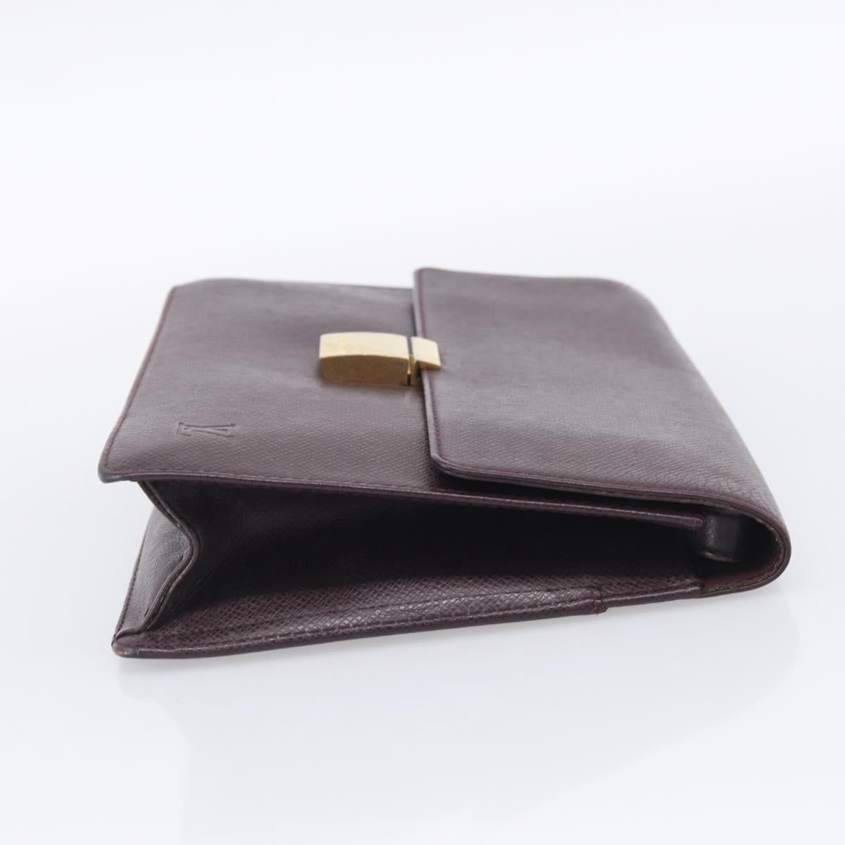 LOUIS VUITTON Taiga Leather Selenga Clutch Bag Acajou M30786 LV Auth 215544A