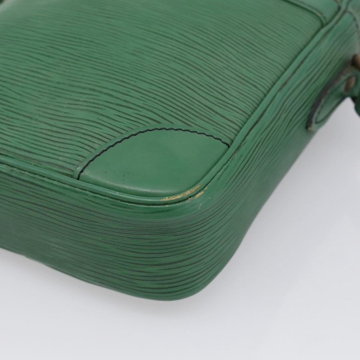 LOUIS VUITTON Epi Danube Shoulder Bag Green M45634 LV Auth 215704