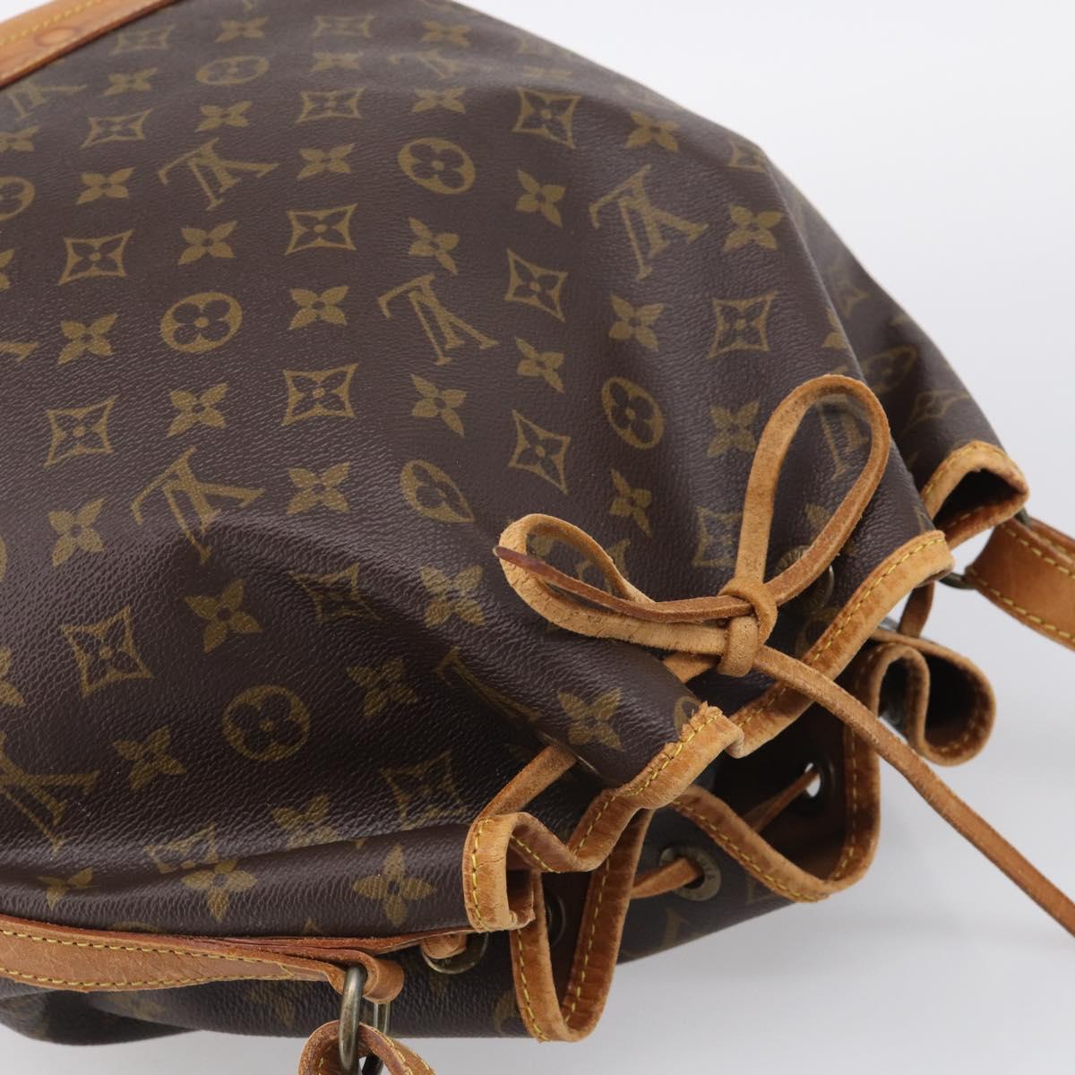 LOUIS VUITTON Monogram Noe Shoulder Bag M42224 LV Auth 215805
