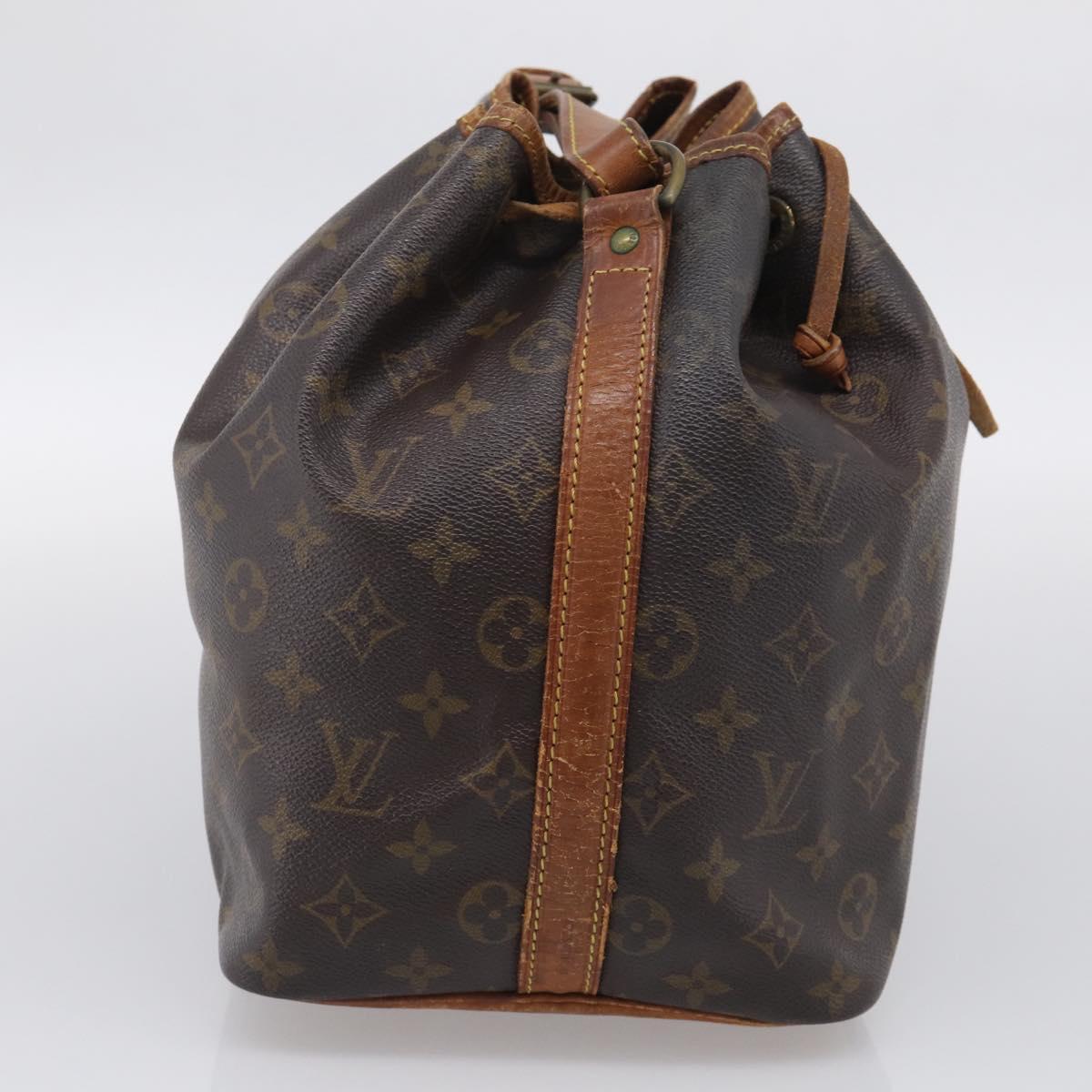 LOUIS VUITTON Monogram Petit Noe Shoulder Bag M42226 LV Auth 215822