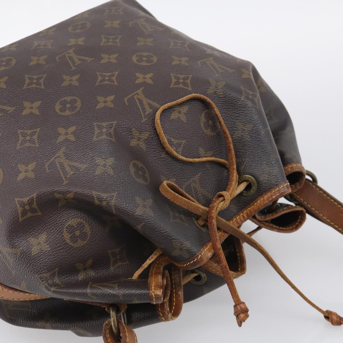 LOUIS VUITTON Monogram Petit Noe Shoulder Bag M42226 LV Auth 215822