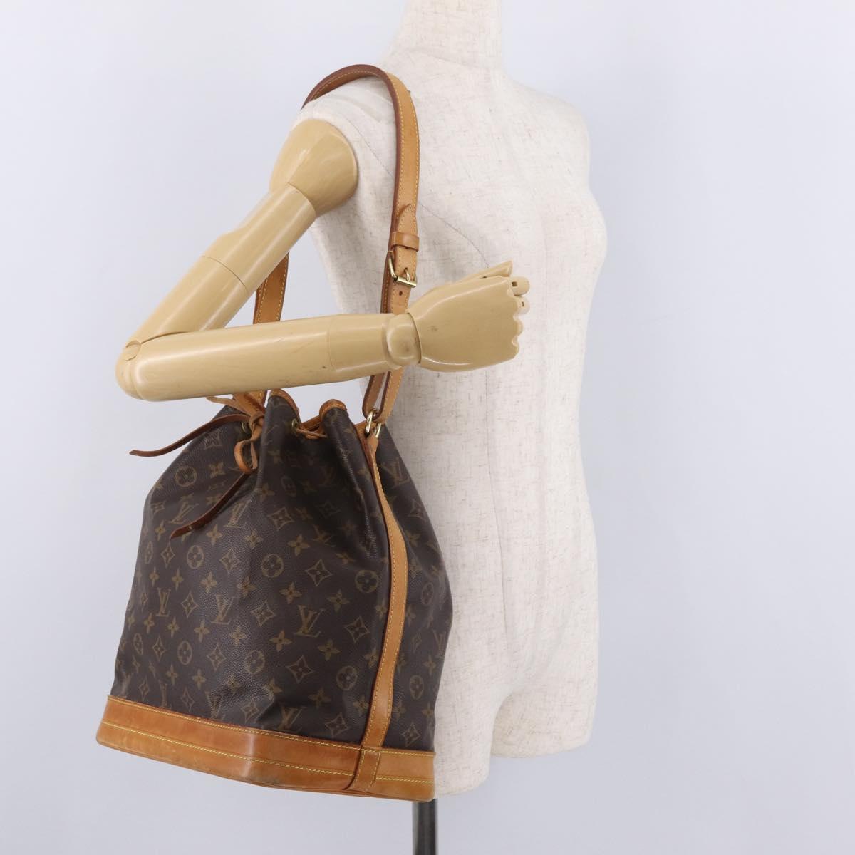 LOUIS VUITTON Monogram Noe Shoulder Bag M42224 LV Auth 215837