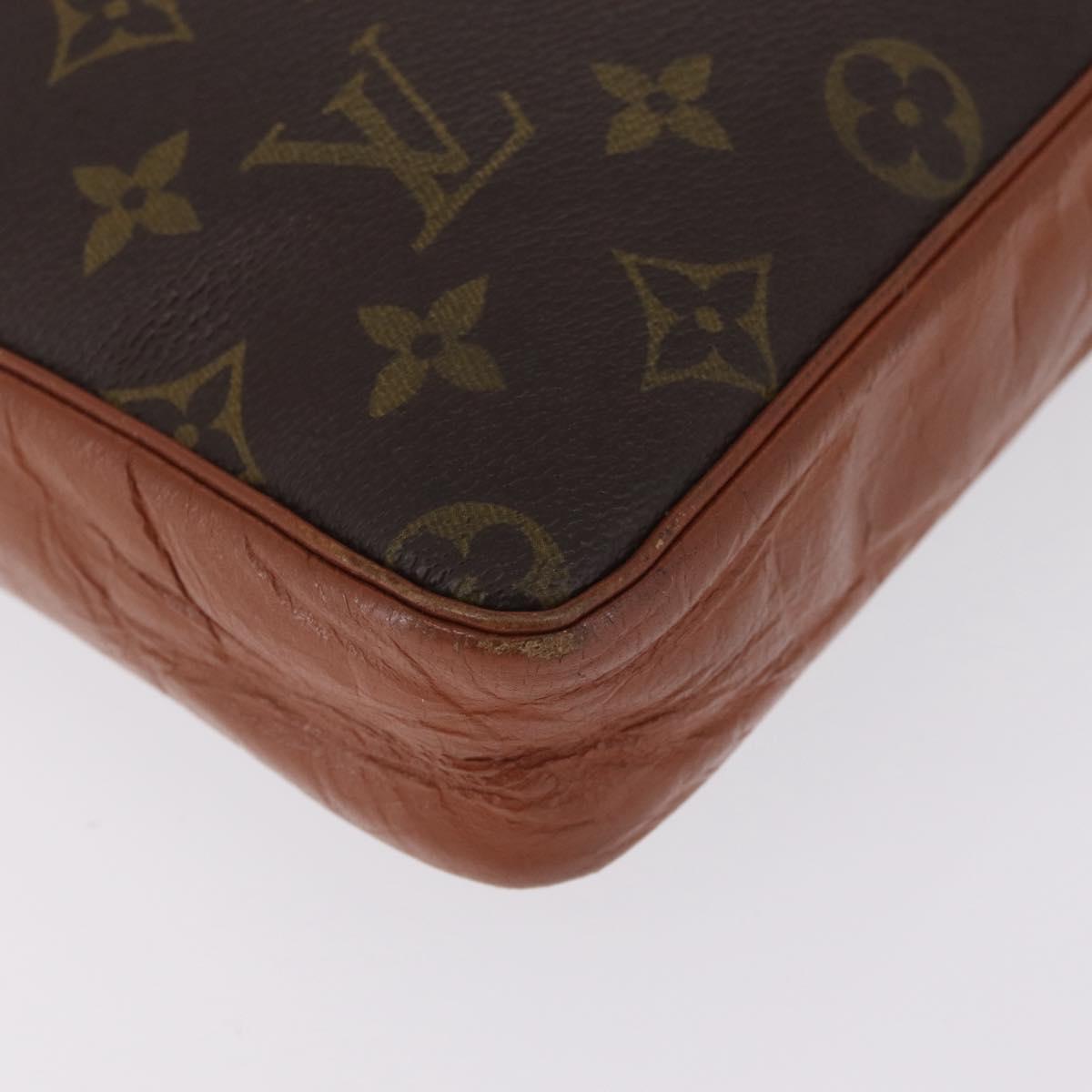 LOUIS VUITTON Monogram Pochette Sports Clutch Bag LV Auth 216253